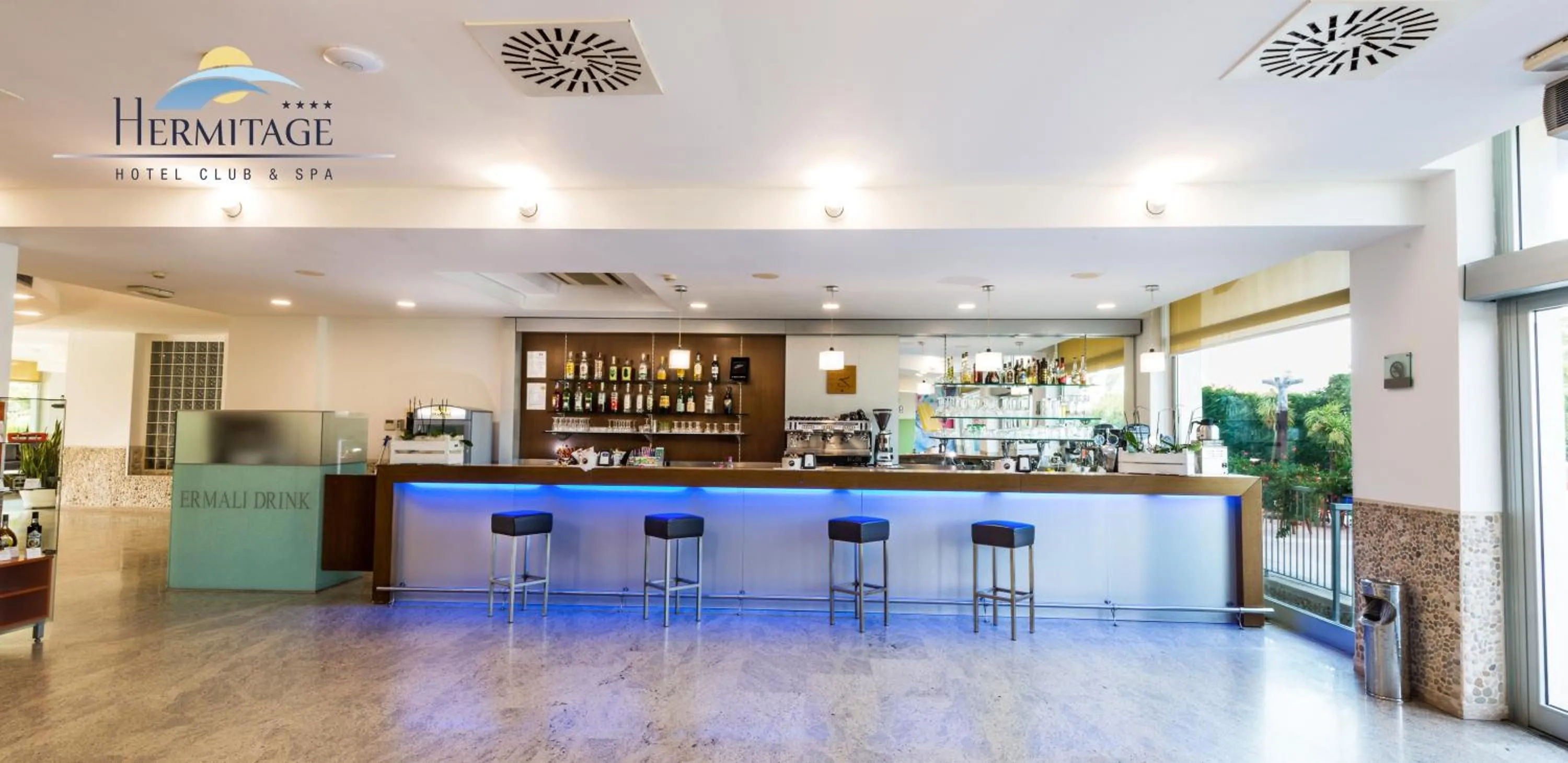 Lounge or bar in Hermitage Hotel