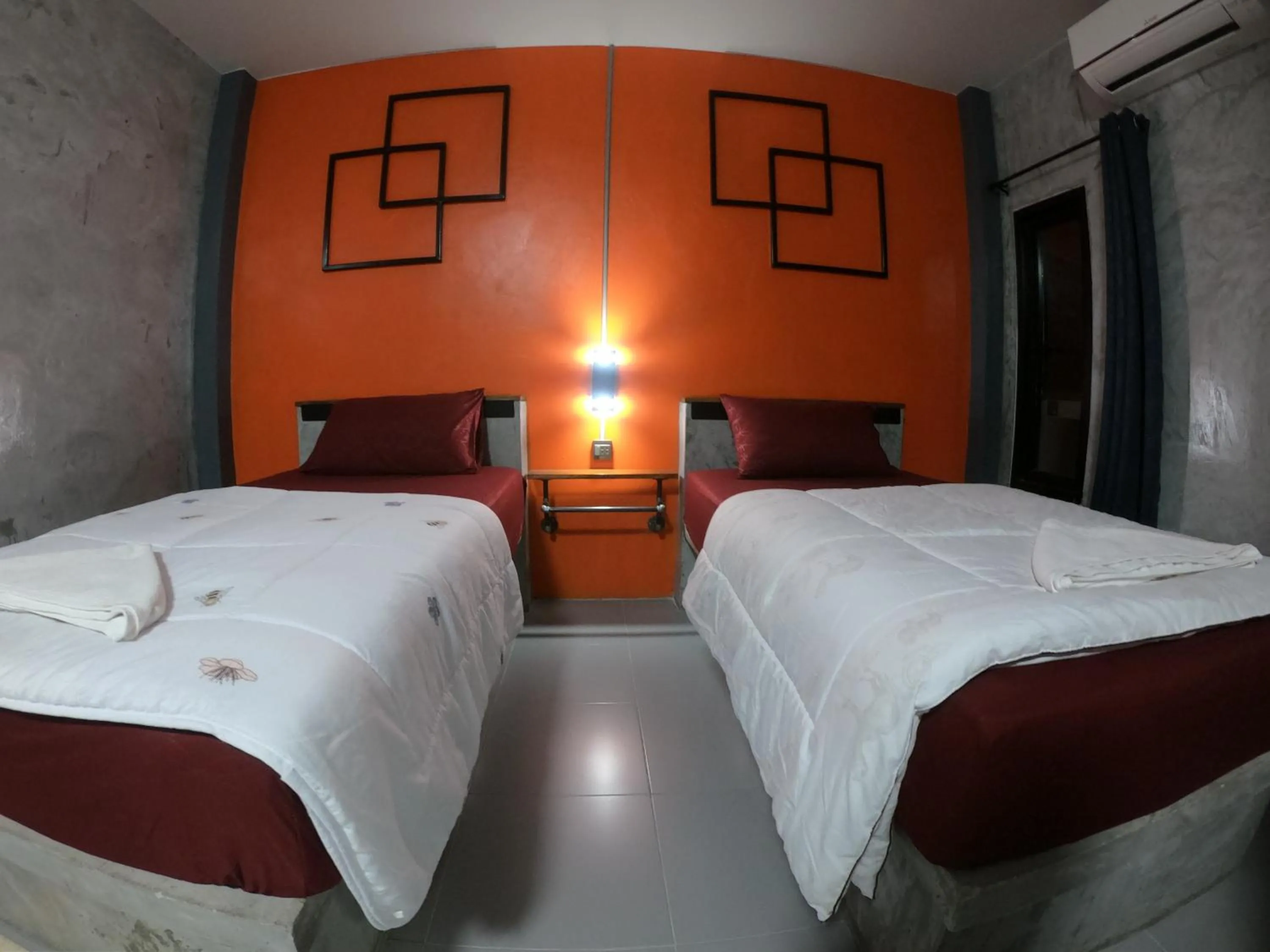 Bed in Janrawee Resort