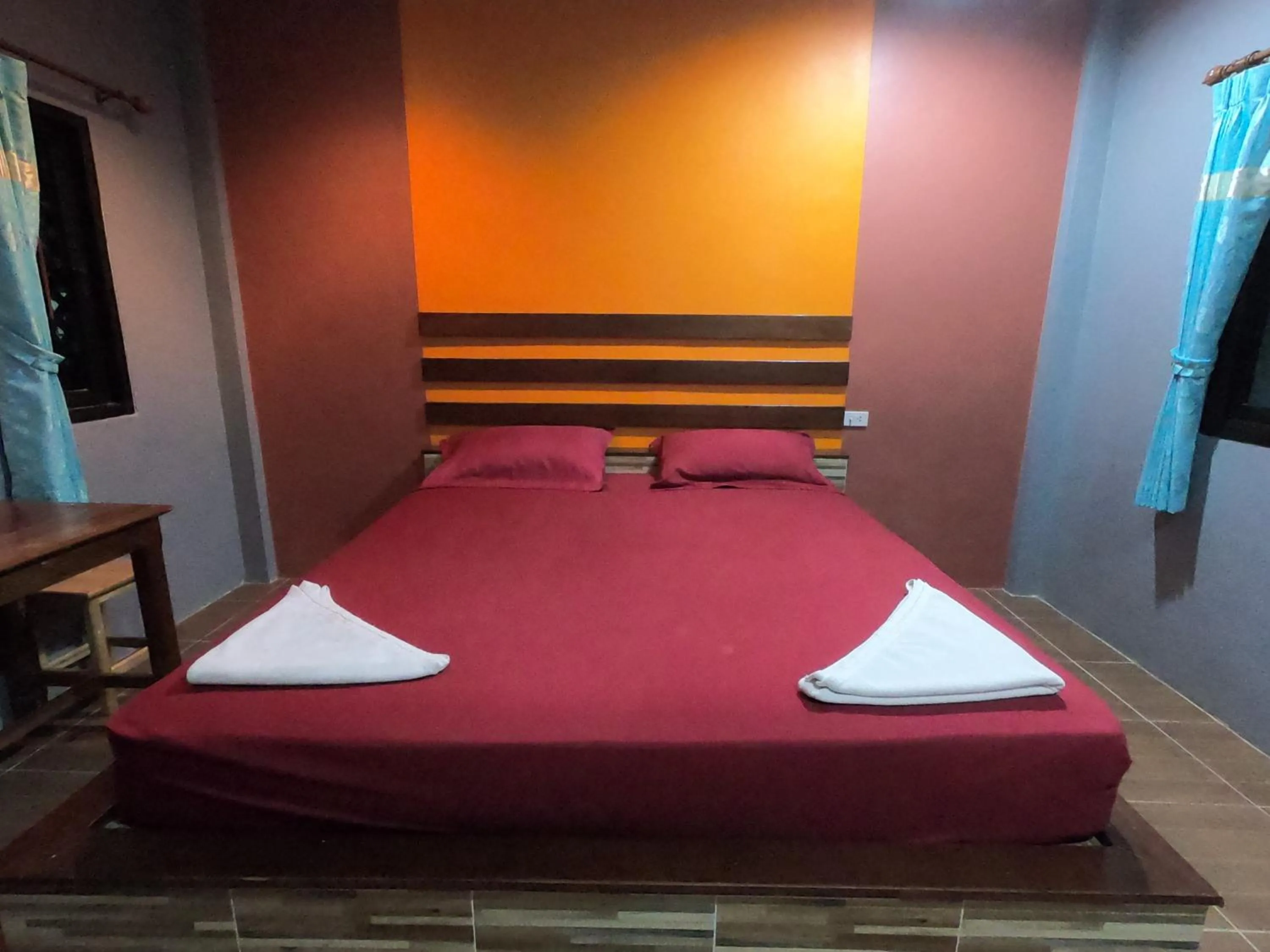 Bed in Janrawee Resort