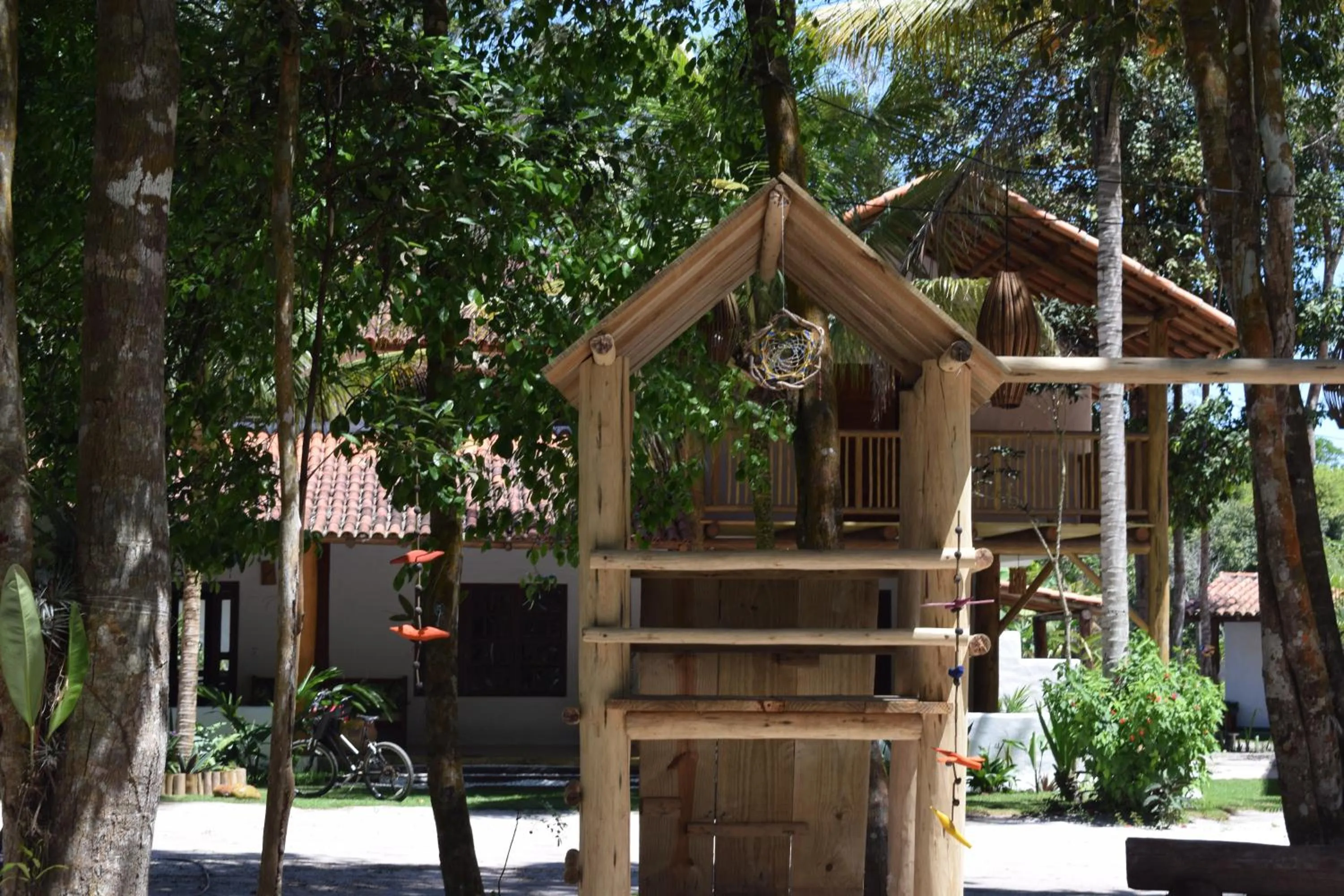 Children play ground in Cheiro Nativo - Chalés & Pousada
