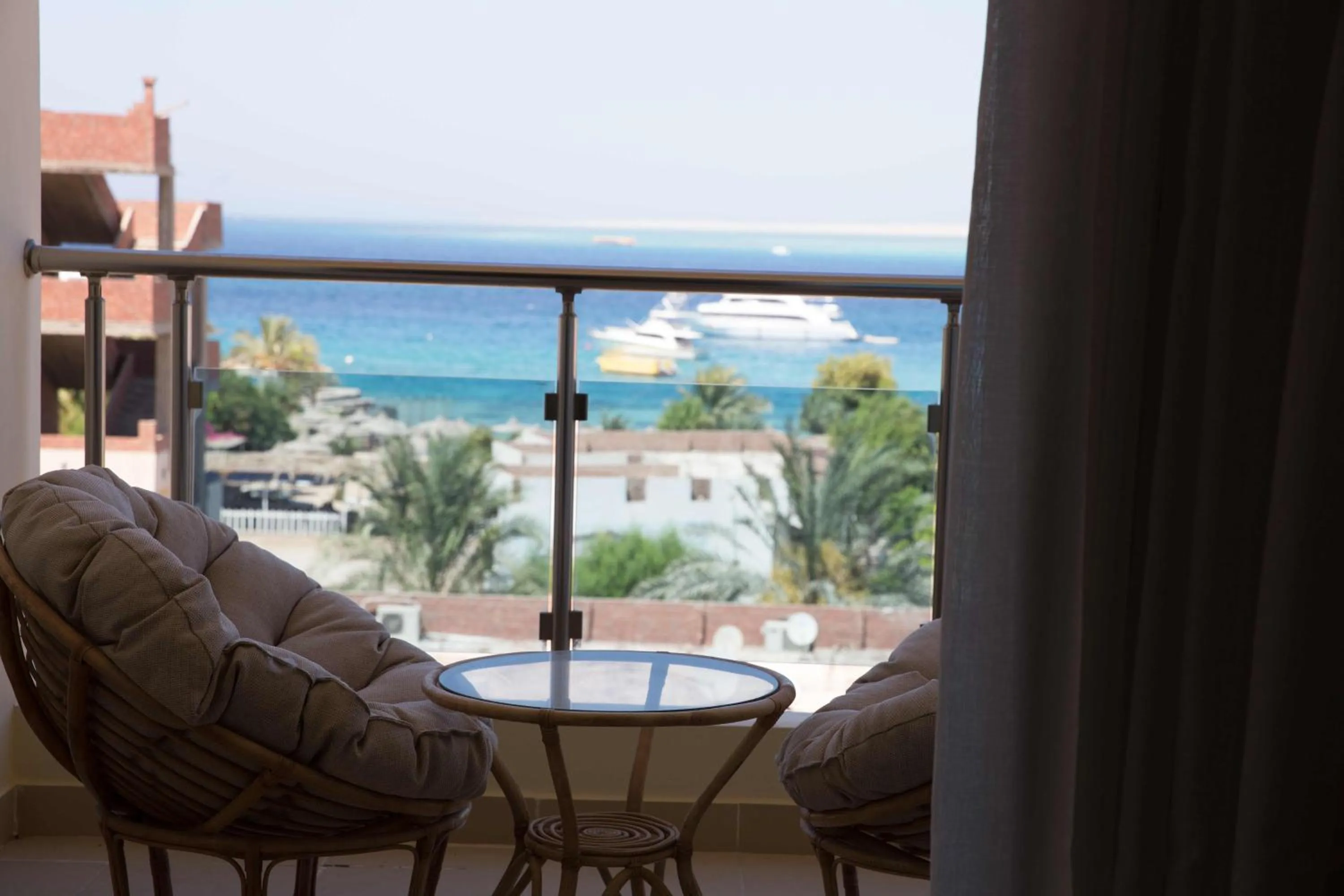 Balcony/Terrace in Redcon Suites