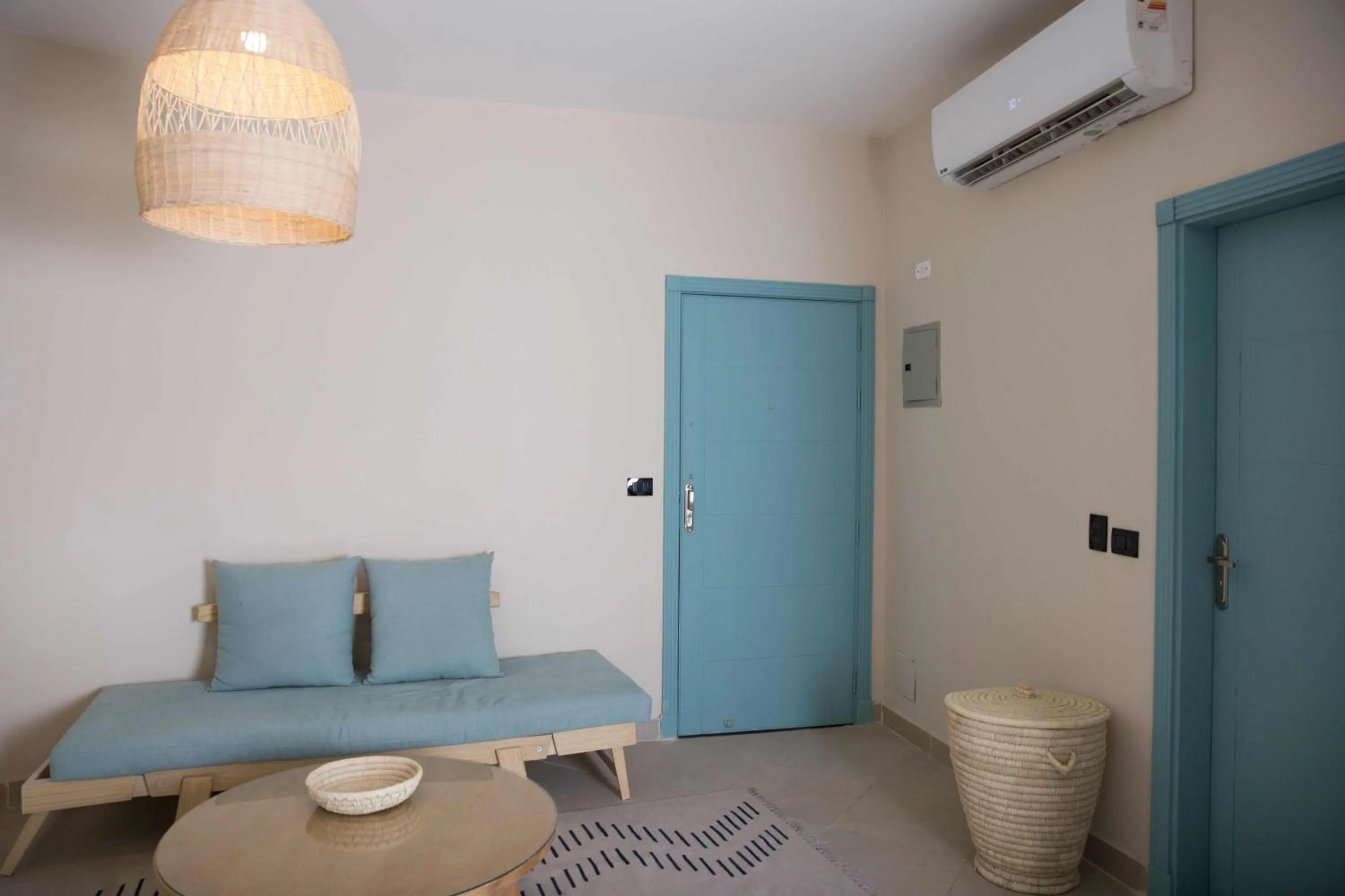 Living room in Redcon Suites