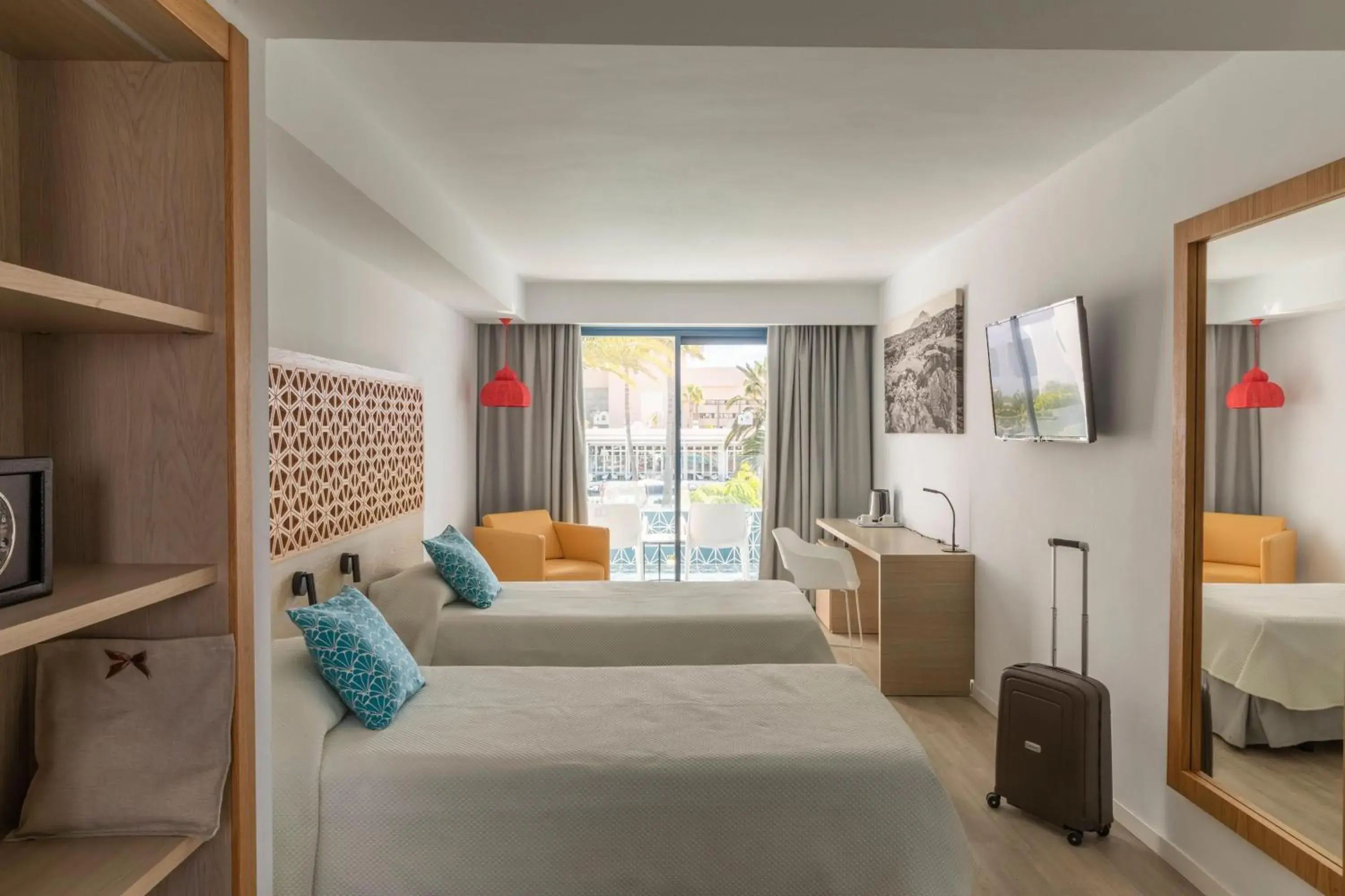 Photo of the whole room, Bed in Oasis Lanz Beach Mate Photo of the whole room, Bed in Oasis Lanz Beach Mate