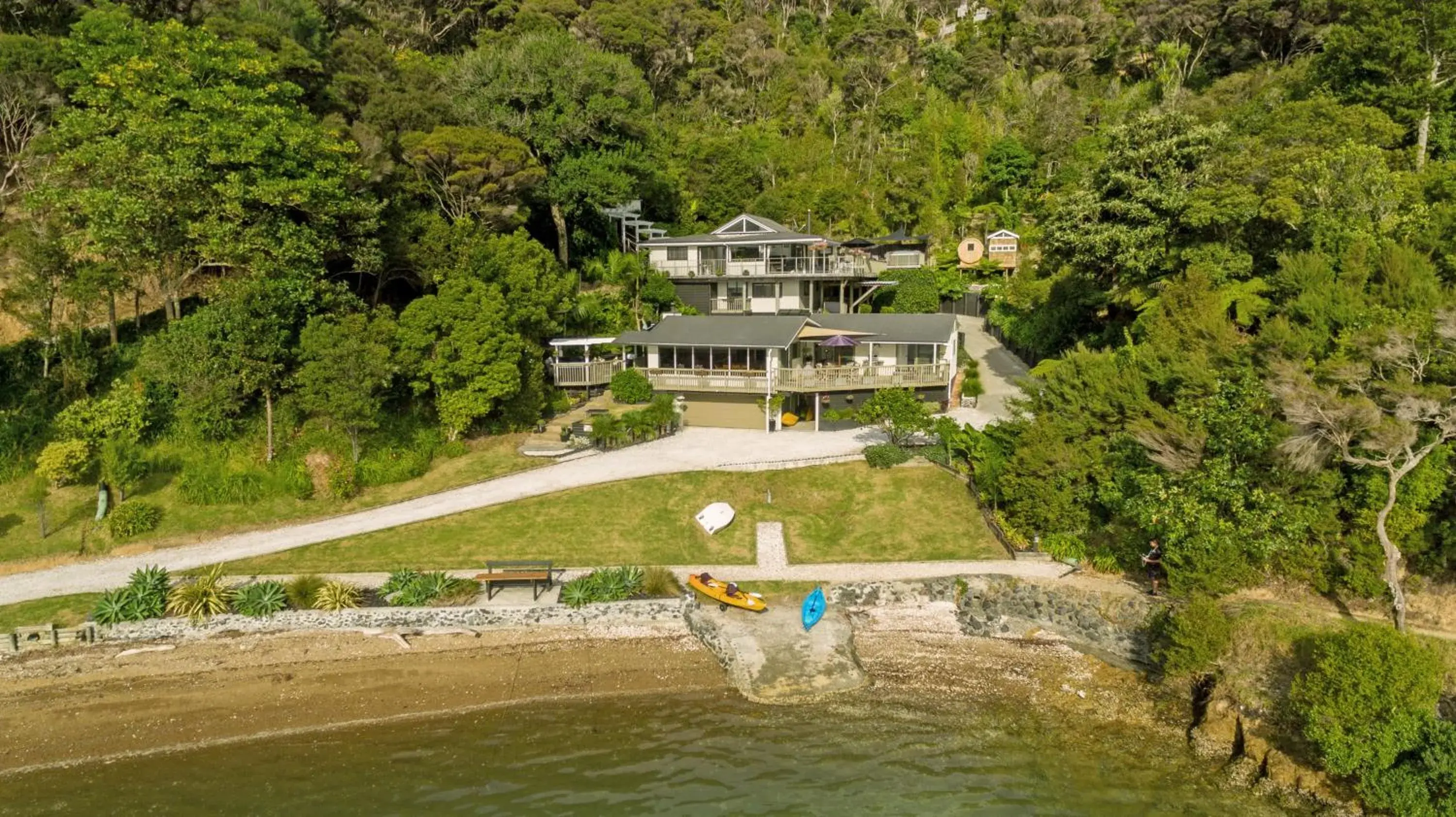 Water's Edge Holiday Home Water's Edge Holiday Home