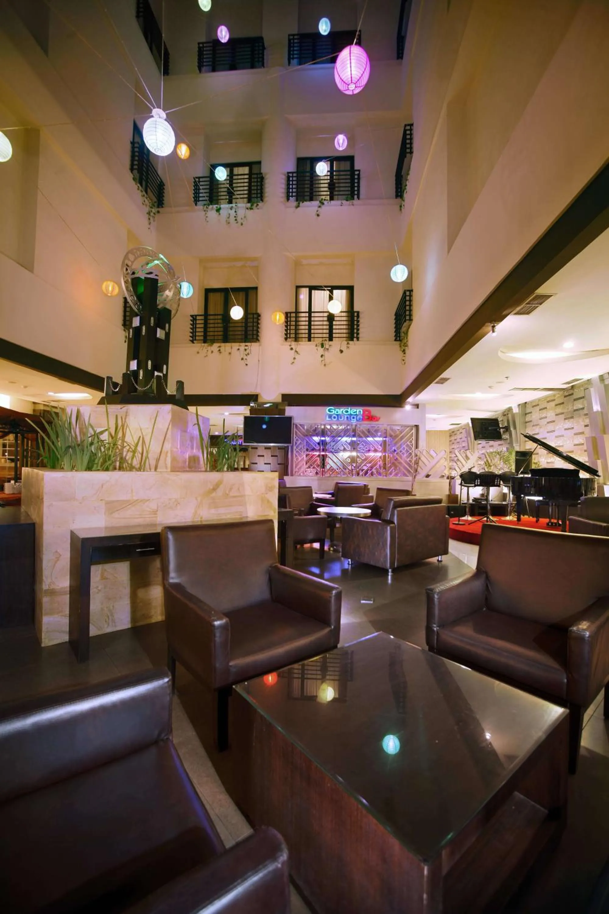 Lobby or reception in Aston Pontianak Hotel and Convention Center