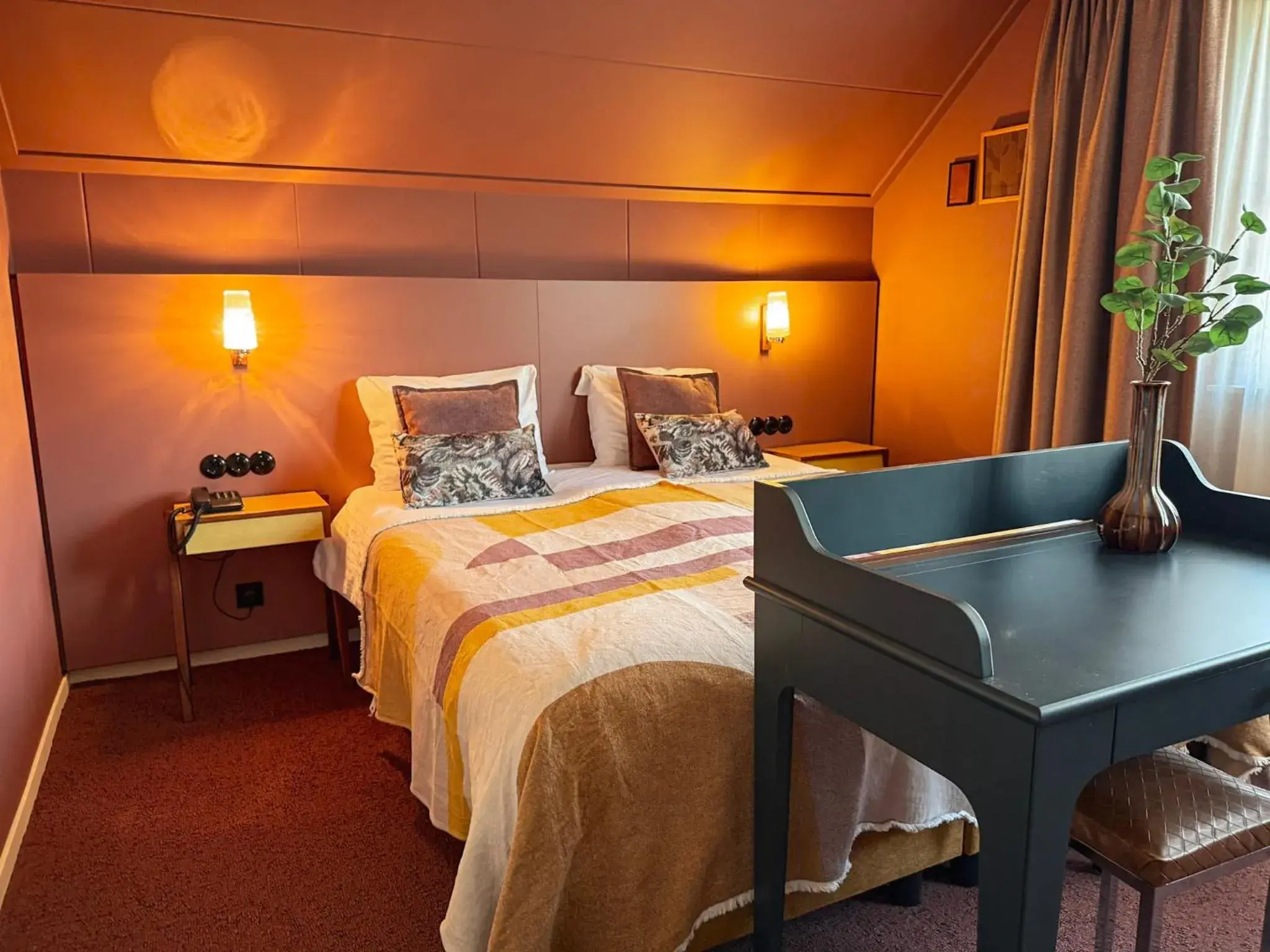 Small Double Room in Hotel Restaurant Ruimzicht Small Double Room in Hotel Restaurant Ruimzicht