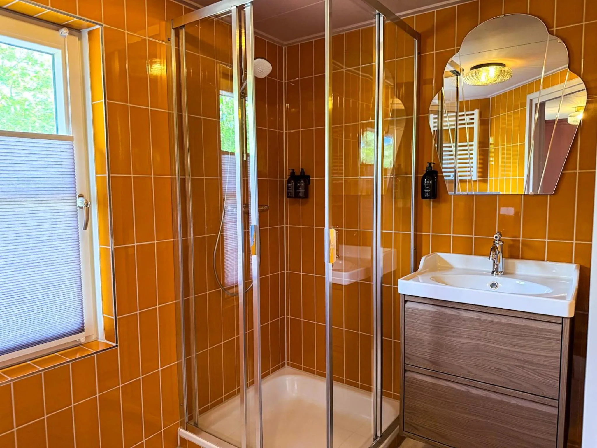 Shower in Hotel Restaurant Ruimzicht