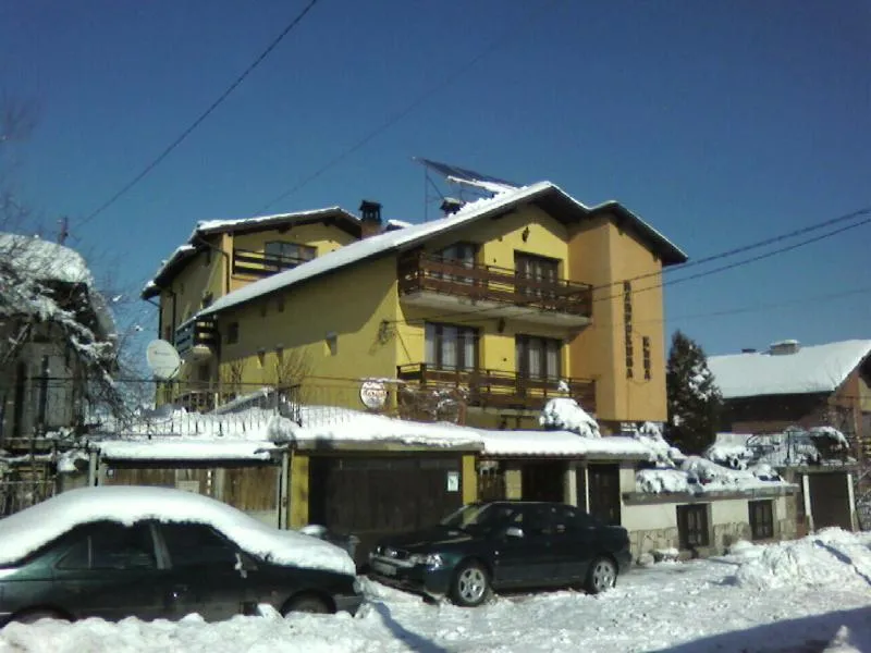Facade/entrance in Mavrikova Kushta