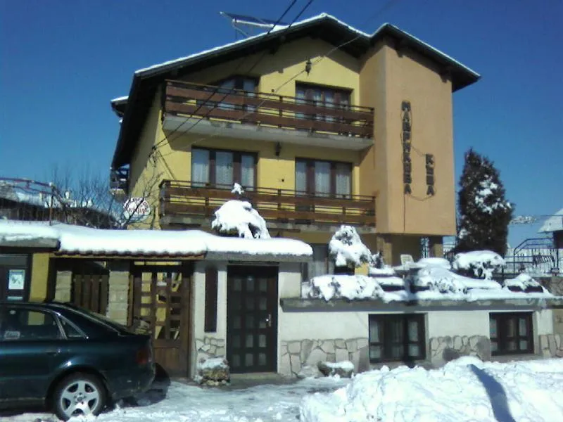 Facade/entrance in Mavrikova Kushta