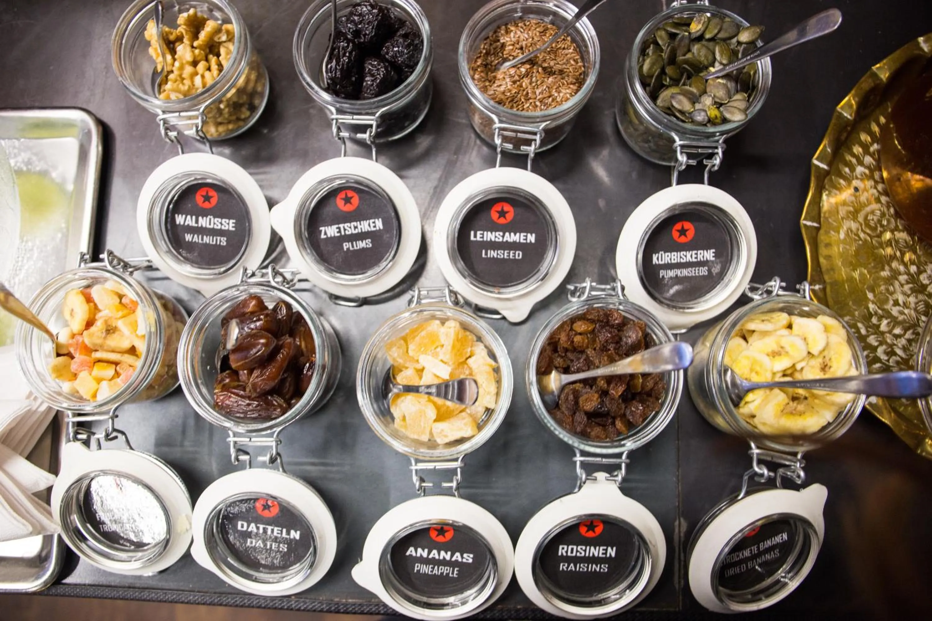 Food and drinks in "Quality Hosts Arlberg" Hotel Lux Alpinae