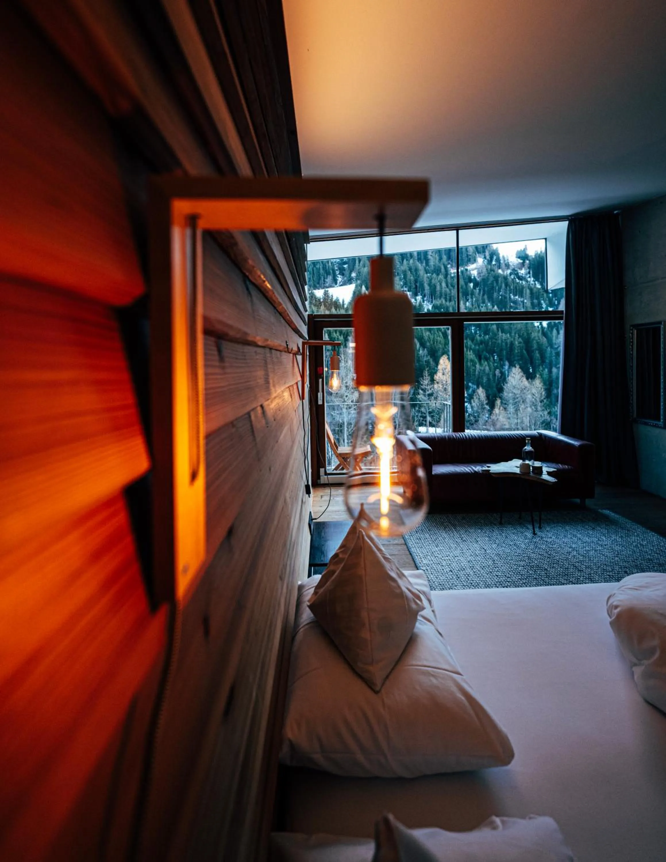 Bed in "Quality Hosts Arlberg" Hotel Lux Alpinae