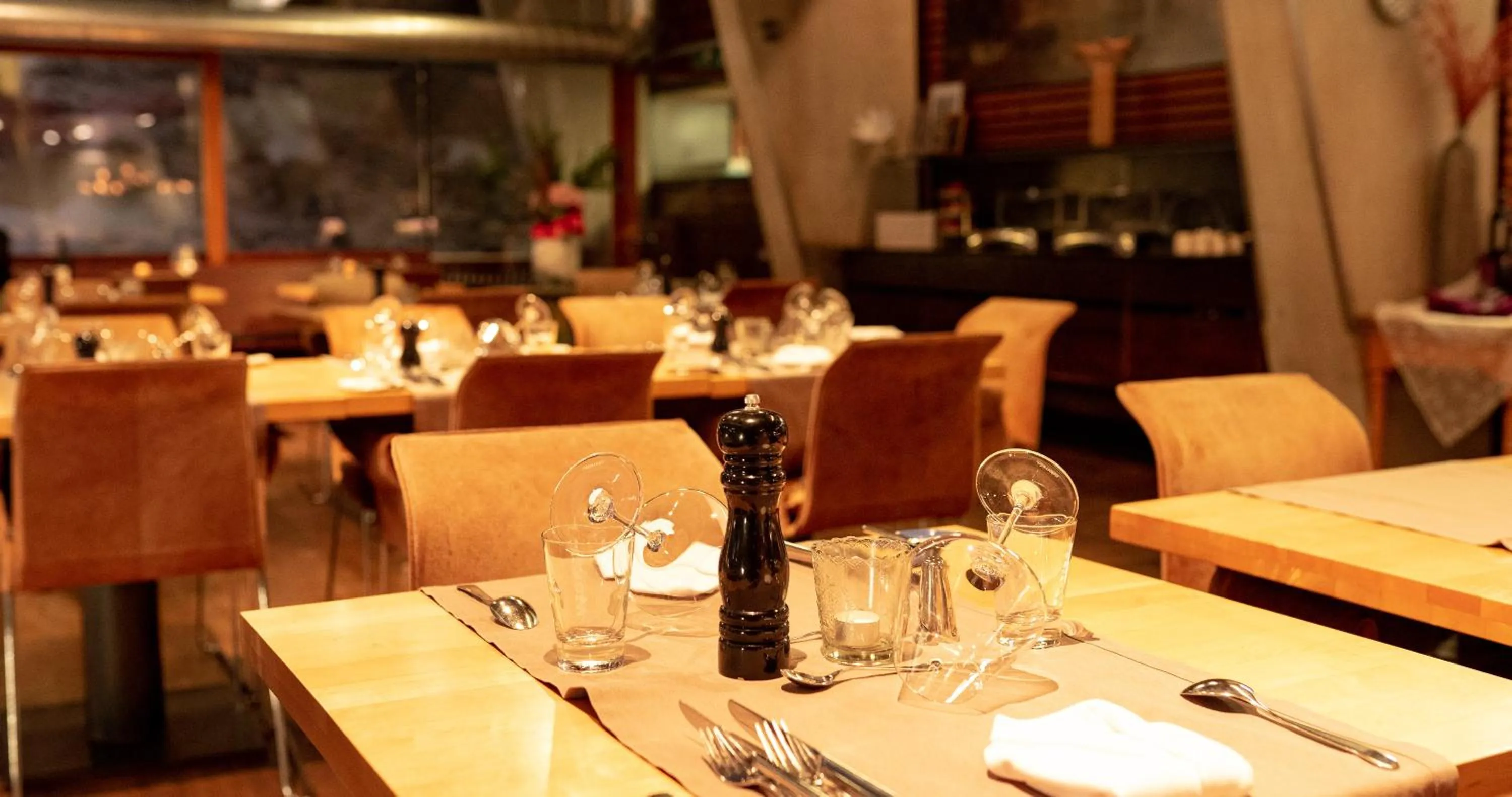 Restaurant/places to eat in "Quality Hosts Arlberg" Hotel Lux Alpinae