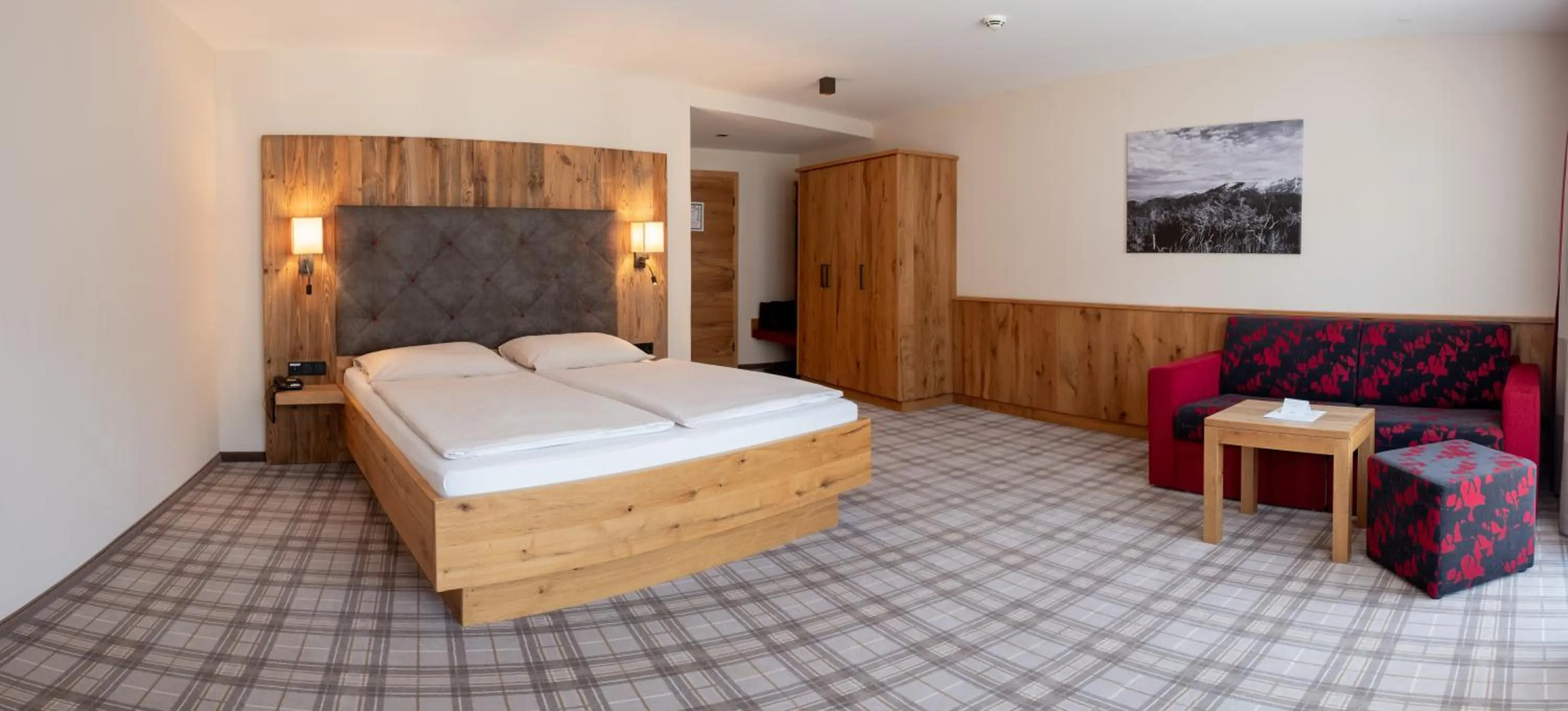 Photo of the whole room, Bed in Hotel Sendlhof