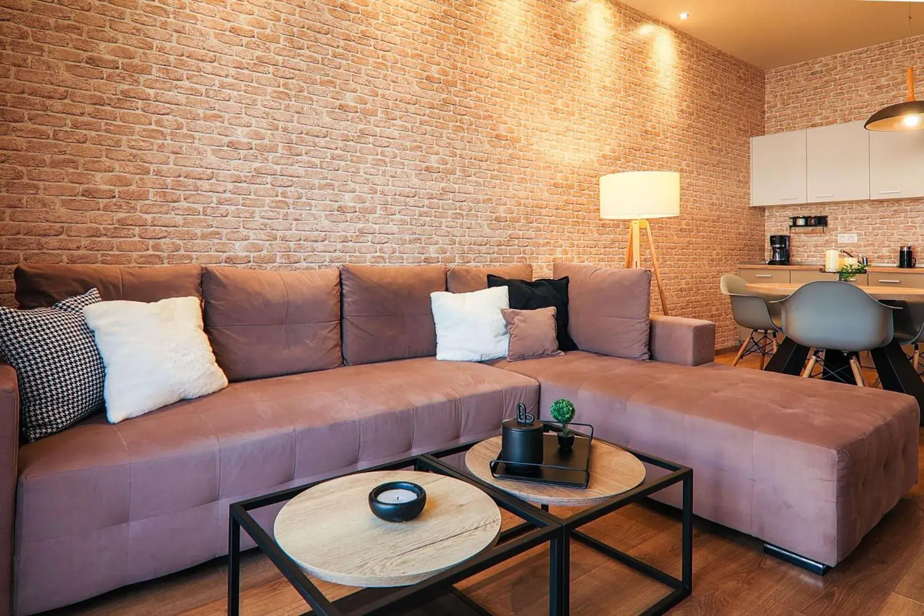 Standard Apartment in Superior One Luxury Apartments Standard Apartment in Superior One Luxury Apartments