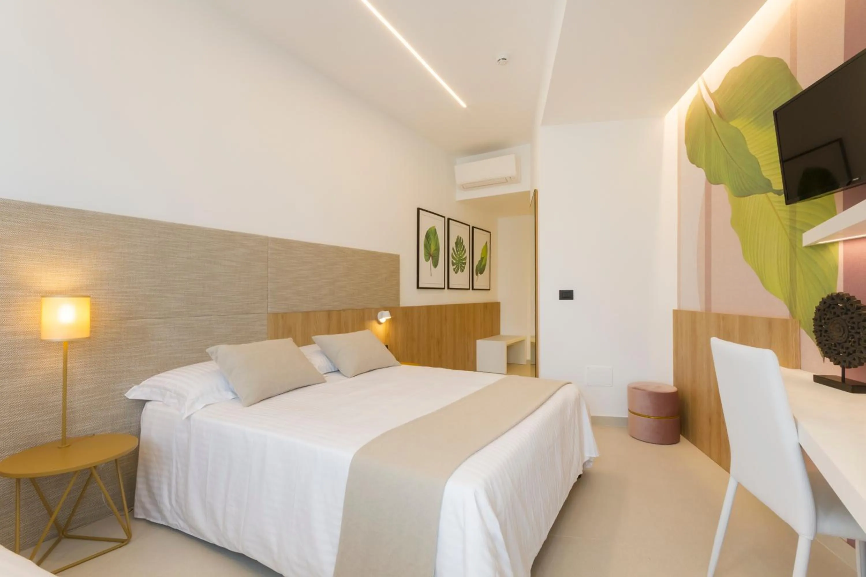 Photo of the whole room, Bed in Hotel Bellavista - Boutique Hotel