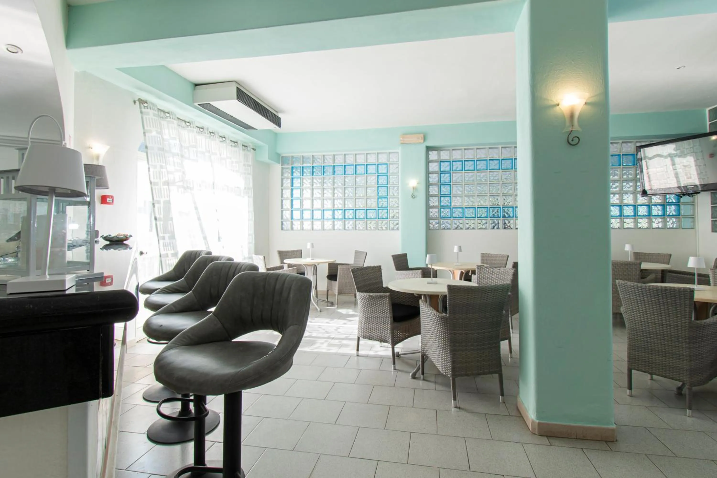 Restaurant/places to eat in Hotel Park Victoria