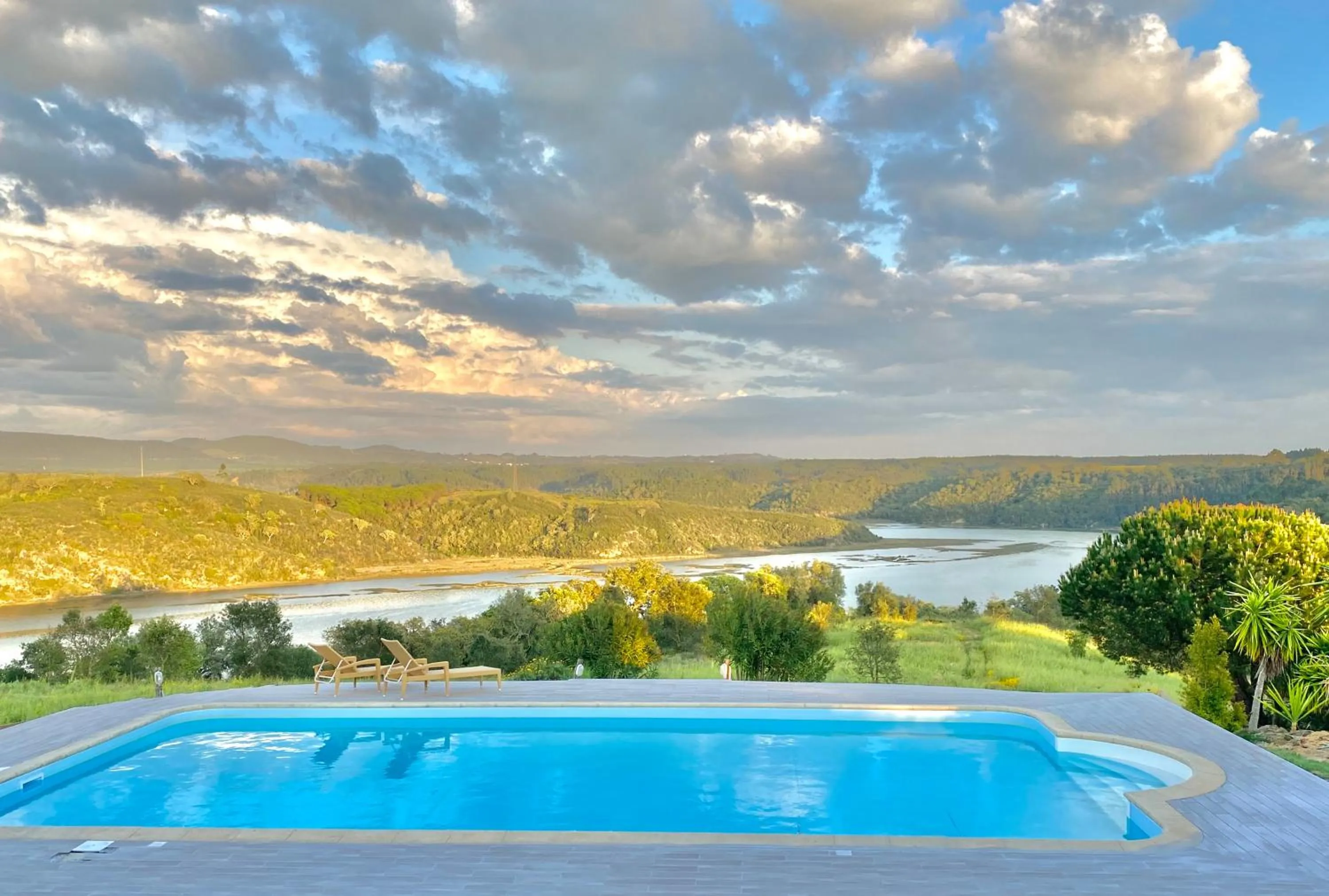 Swimming pool in Monte Do Zambujeiro