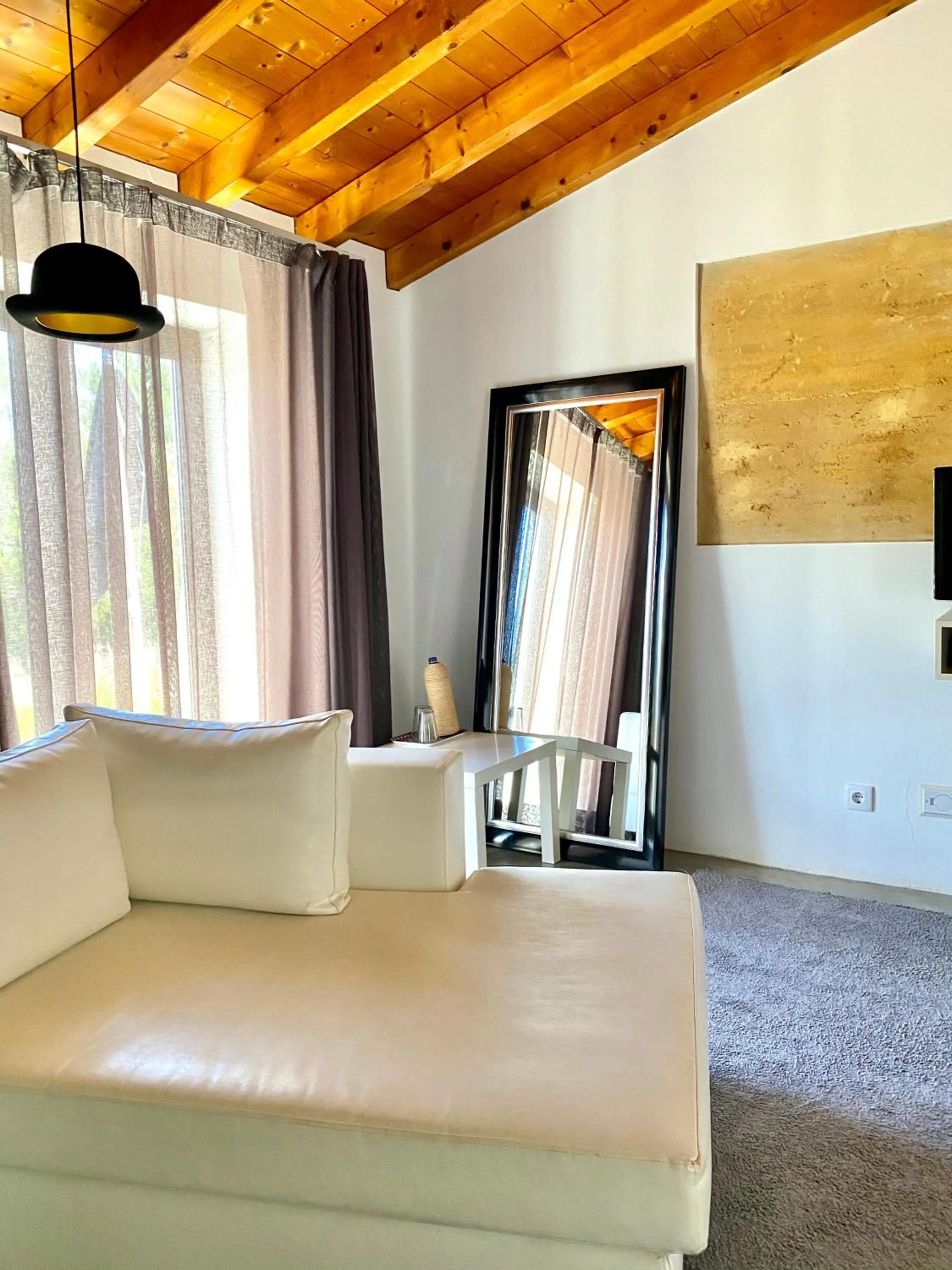 Decorative detail, Bed in Monte Do Zambujeiro