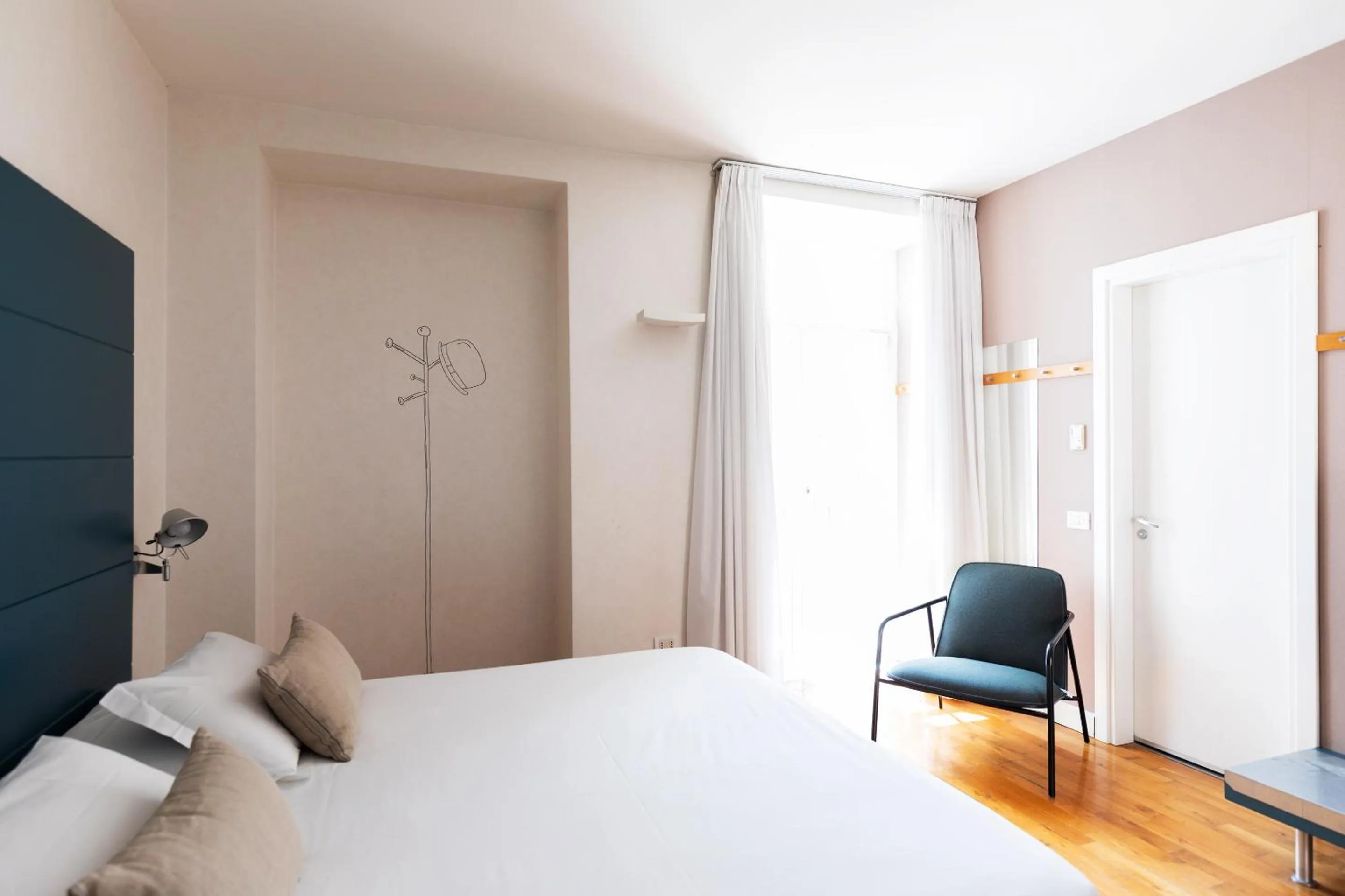 Bedroom, Bed in Hotel Piazza Bellini & Apartments