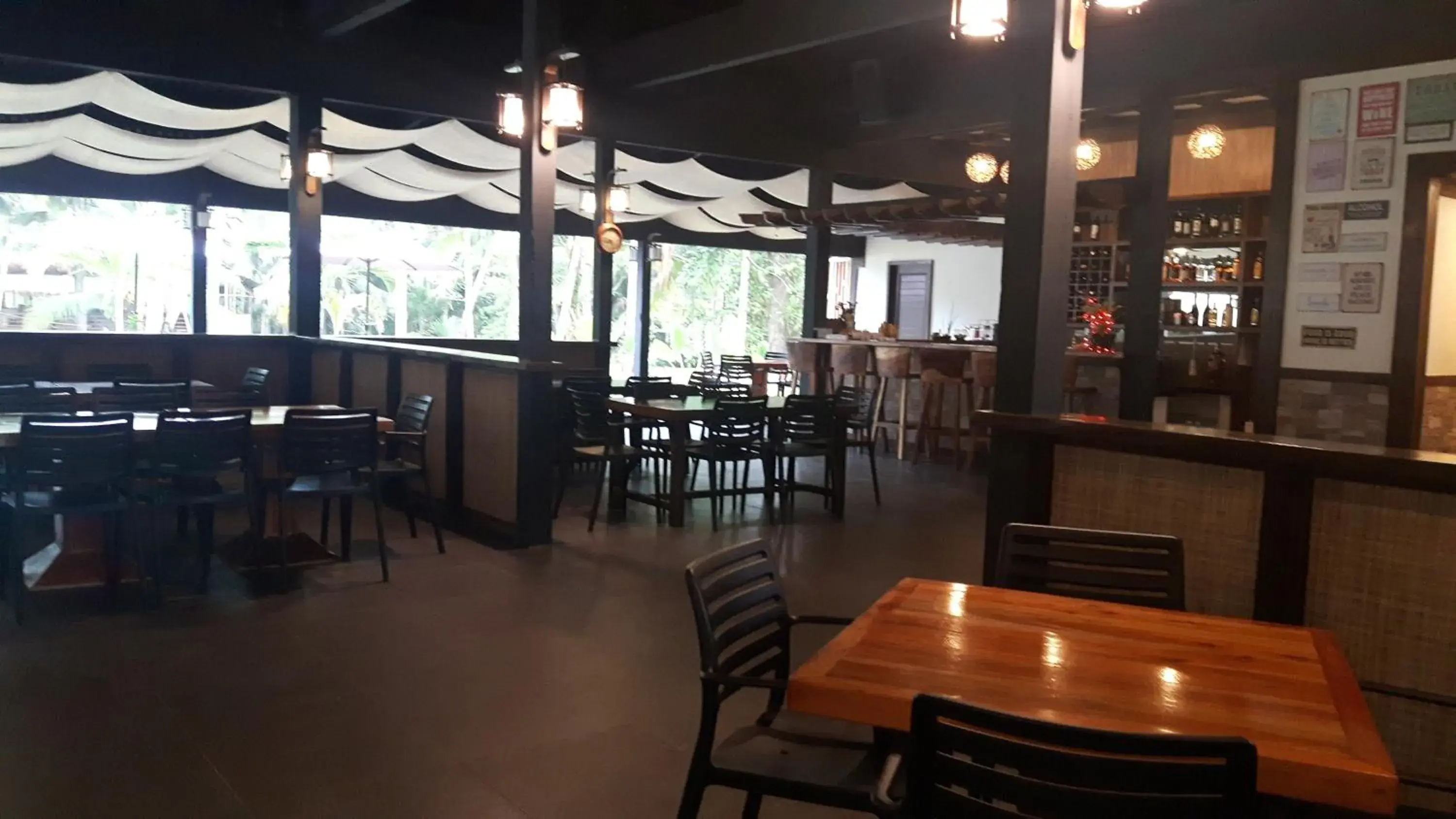 Restaurant/places to eat in Calape Forest Resort Restaurant/places to eat in Calape Forest Resort