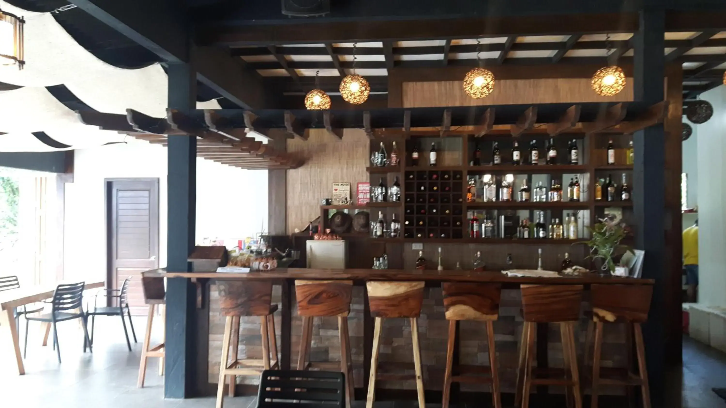 Lounge or bar in Calape Forest Resort Lounge or bar in Calape Forest Resort