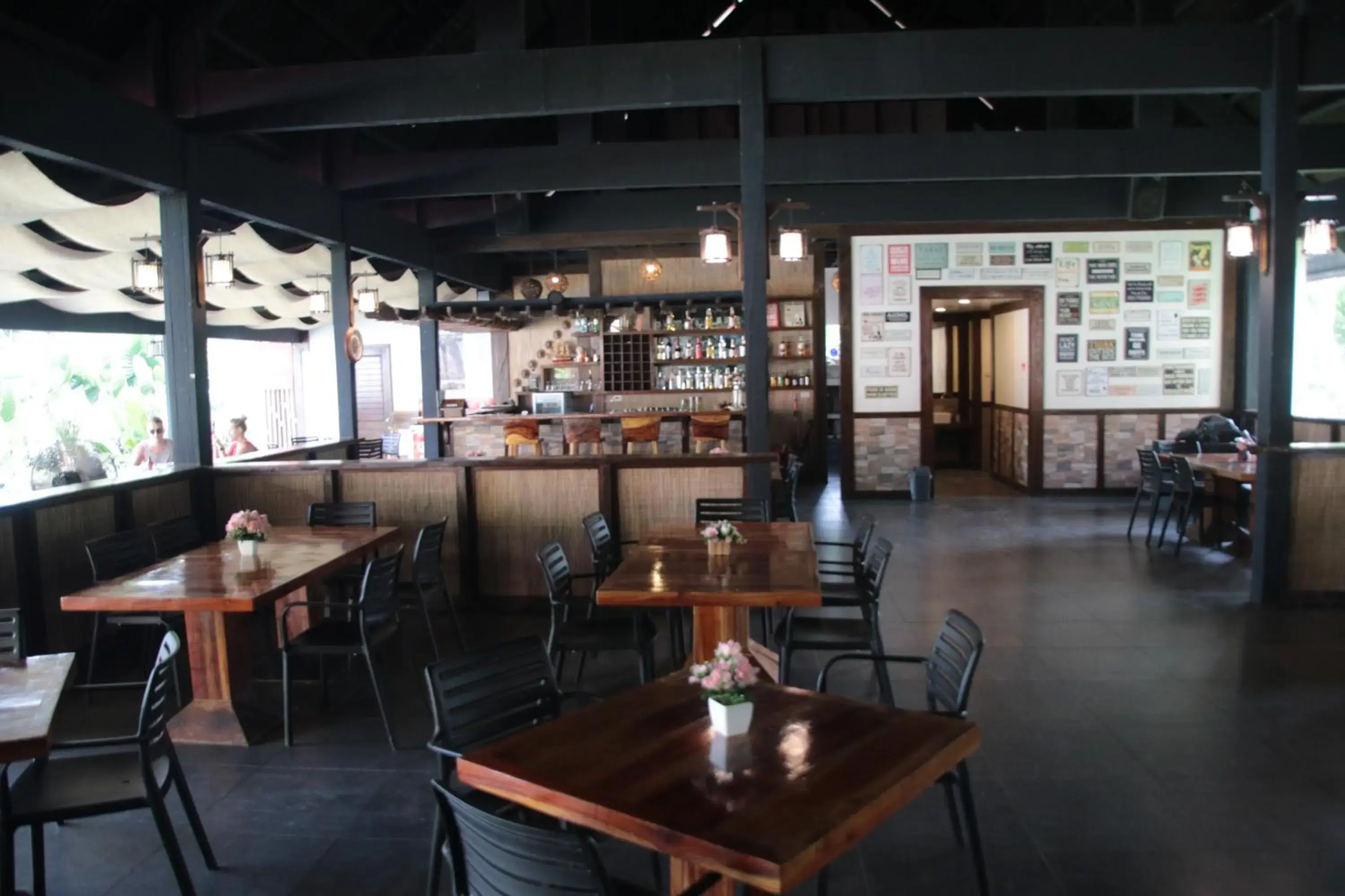 Restaurant/places to eat in Calape Forest Resort Restaurant/places to eat in Calape Forest Resort