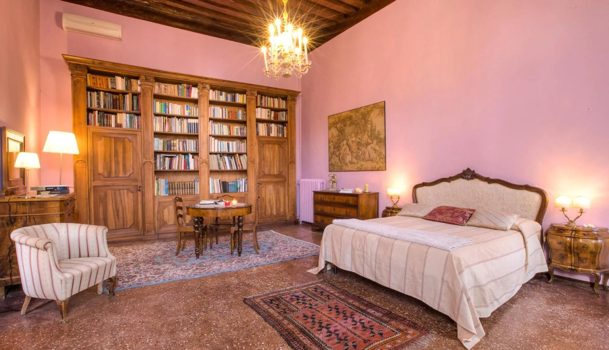 Photo of the whole room, Bed in Ca' della Corte Flats
