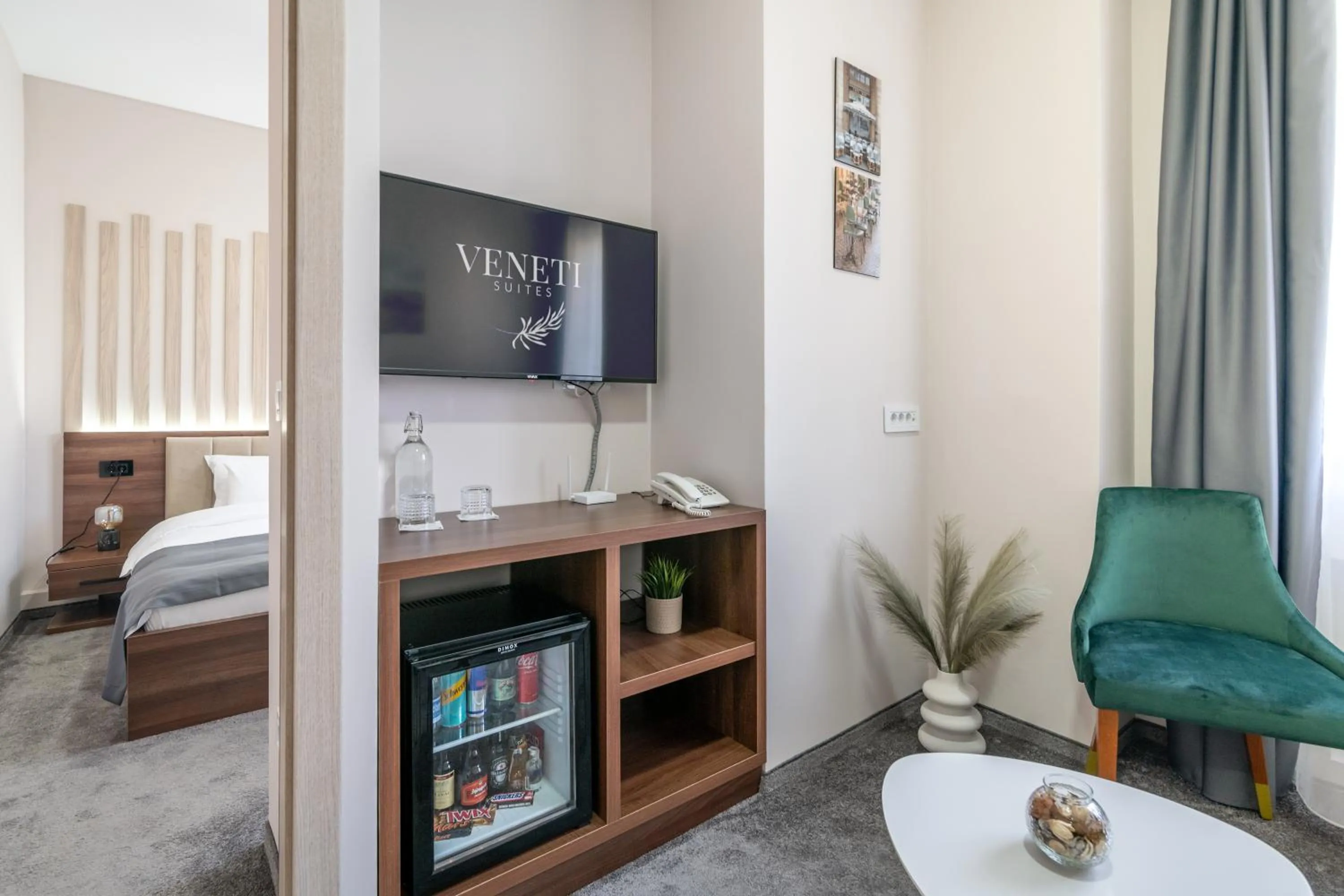Living room, Bed in Veneti Suites