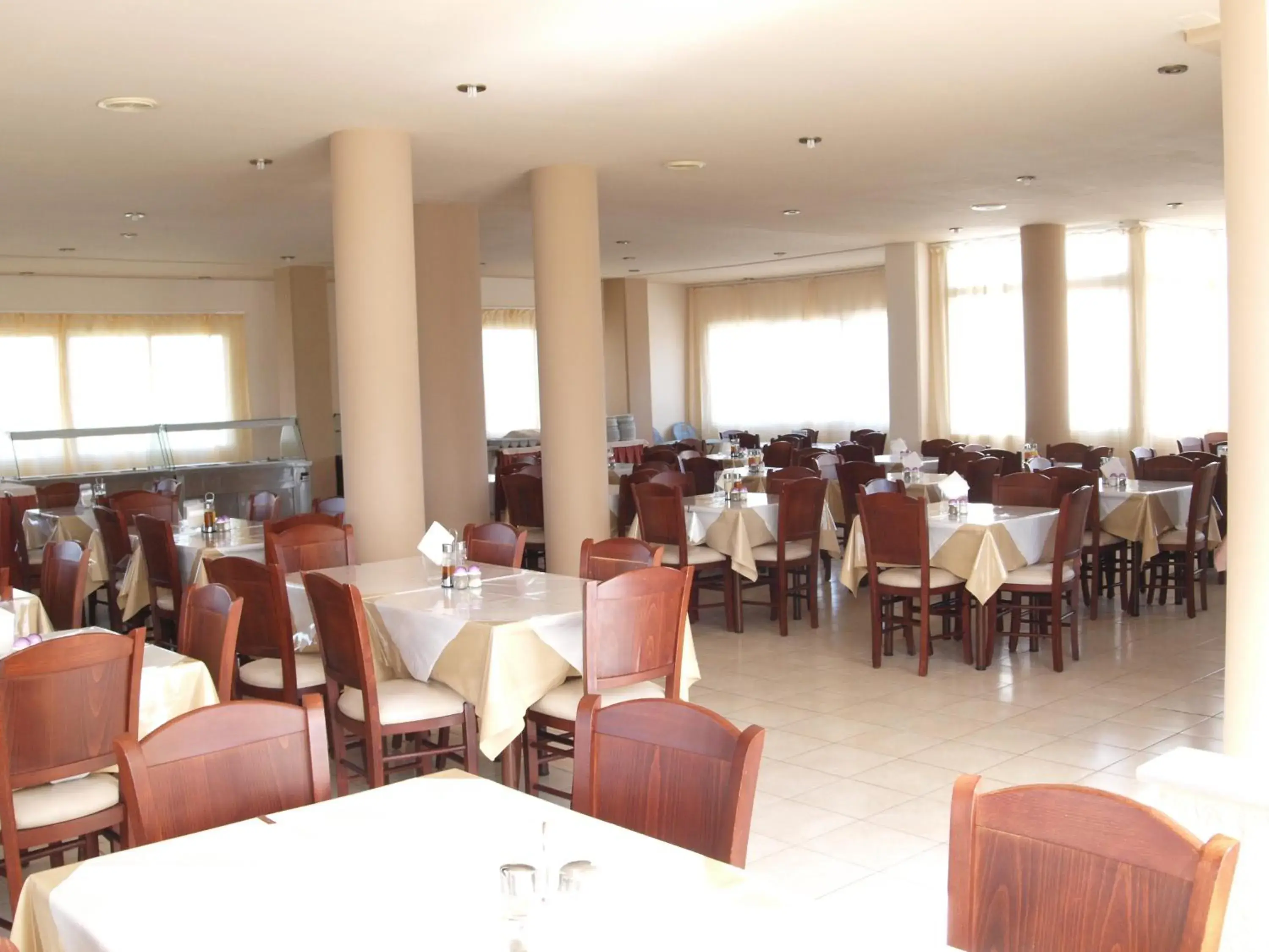 Restaurant/places to eat in Summer Dream Restaurant/places to eat in Summer Dream