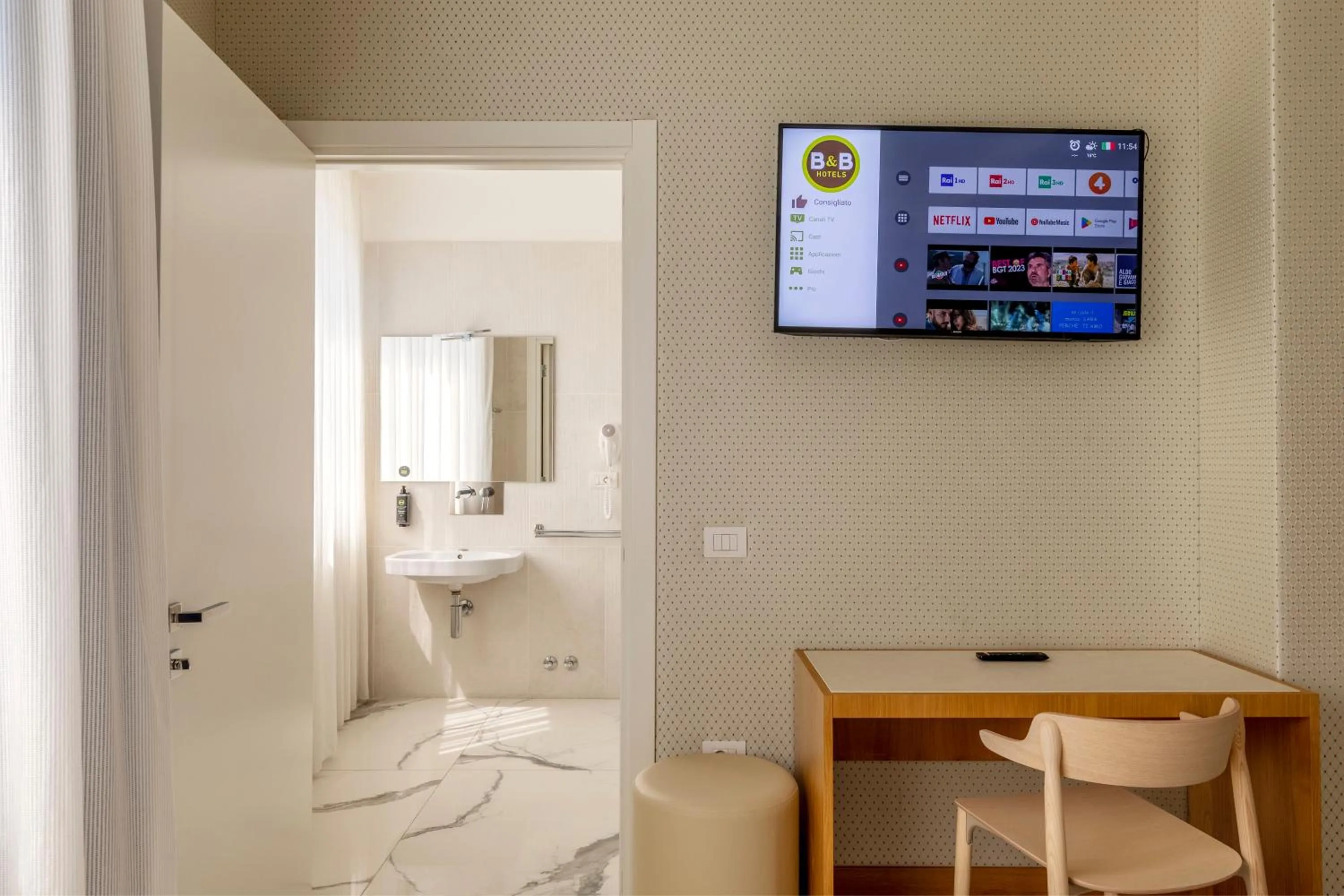 Double Room with Beach Access - Disability Access in B&B Hotel Chioggia Airone