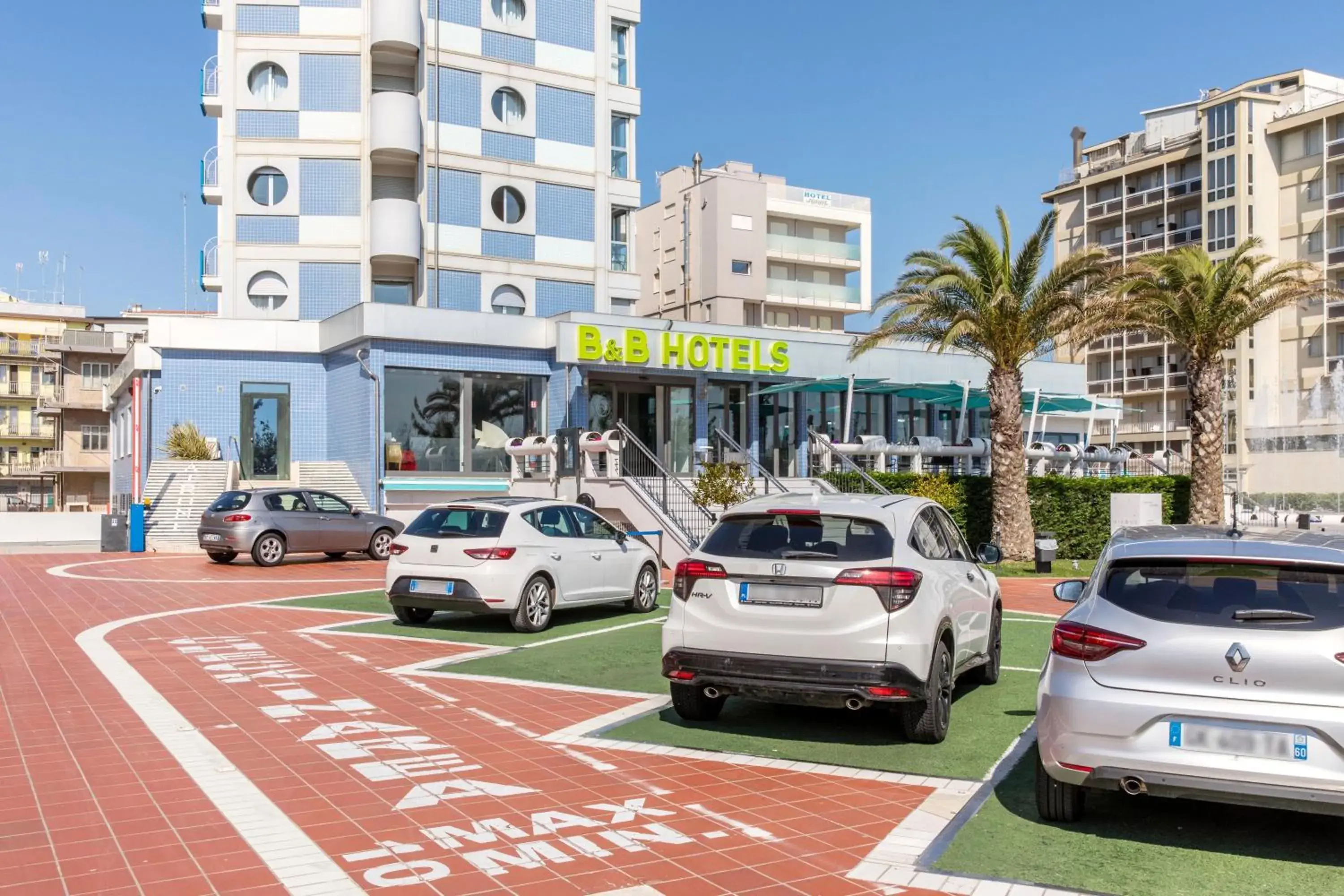 Property building in B&B Hotel Chioggia Airone Property building in B&B Hotel Chioggia Airone