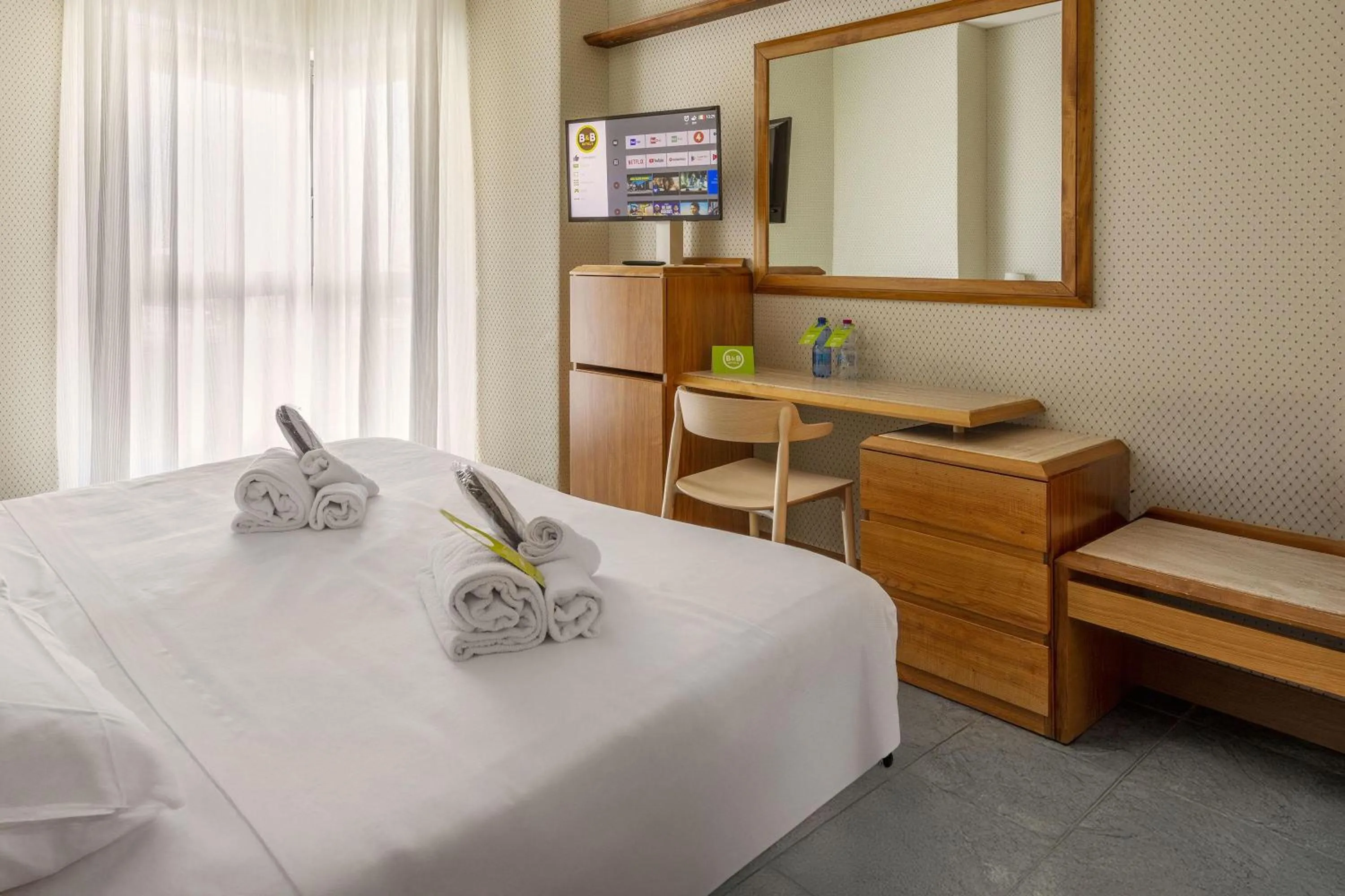 Photo of the whole room, Bed in B&B Hotel Chioggia Airone