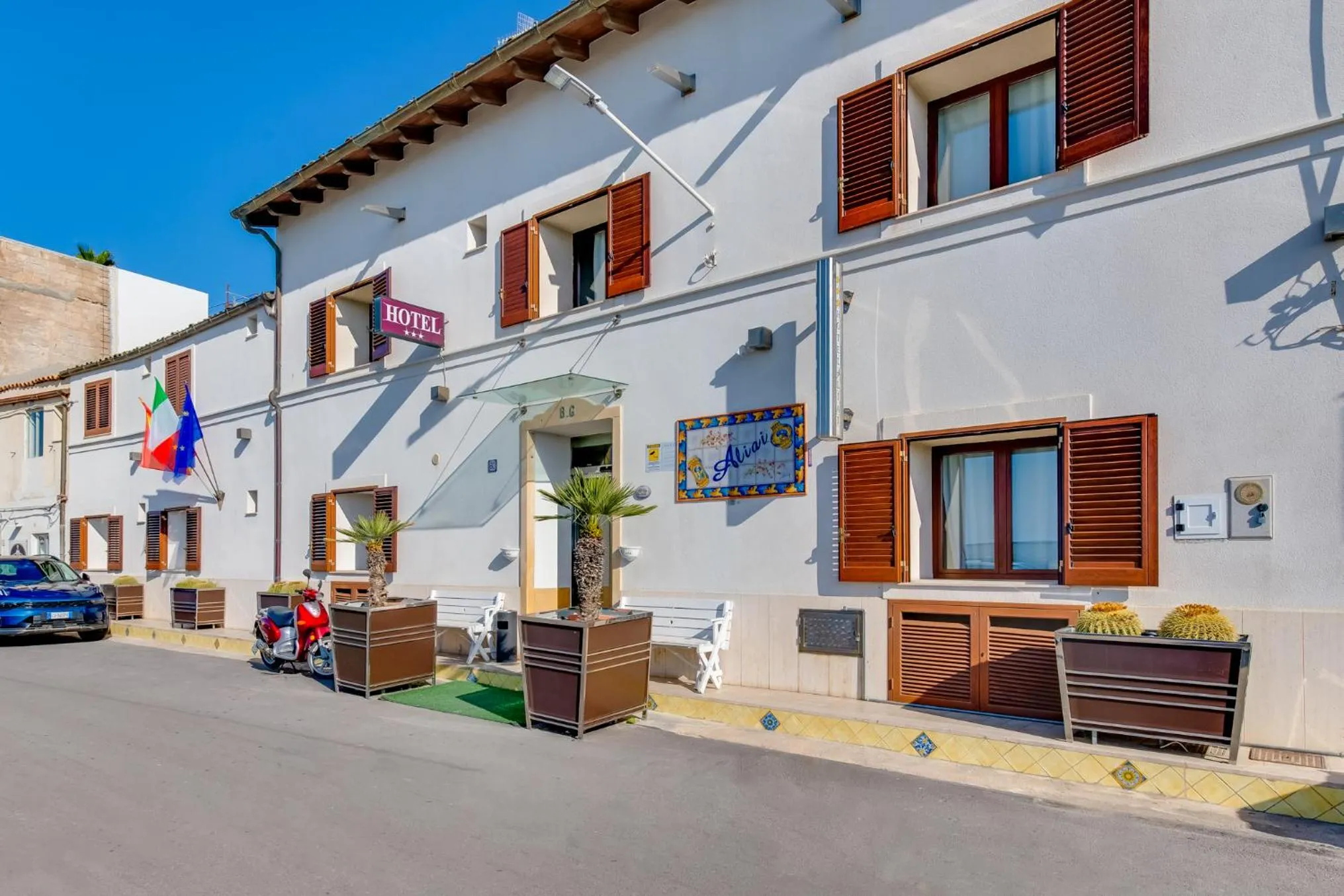 Property building in Hotel Aliai