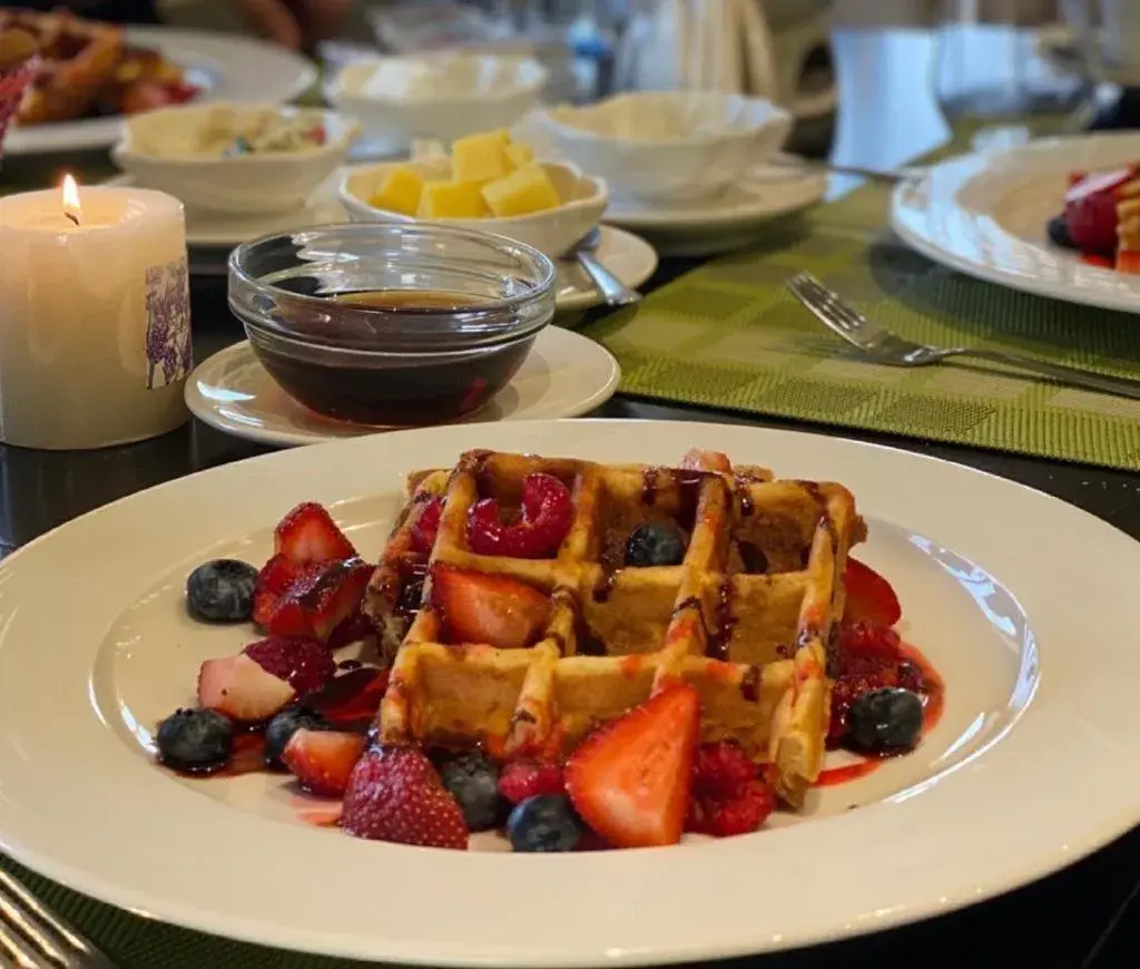 Food and drinks in Royal View Hotel Food and drinks in Royal View Hotel