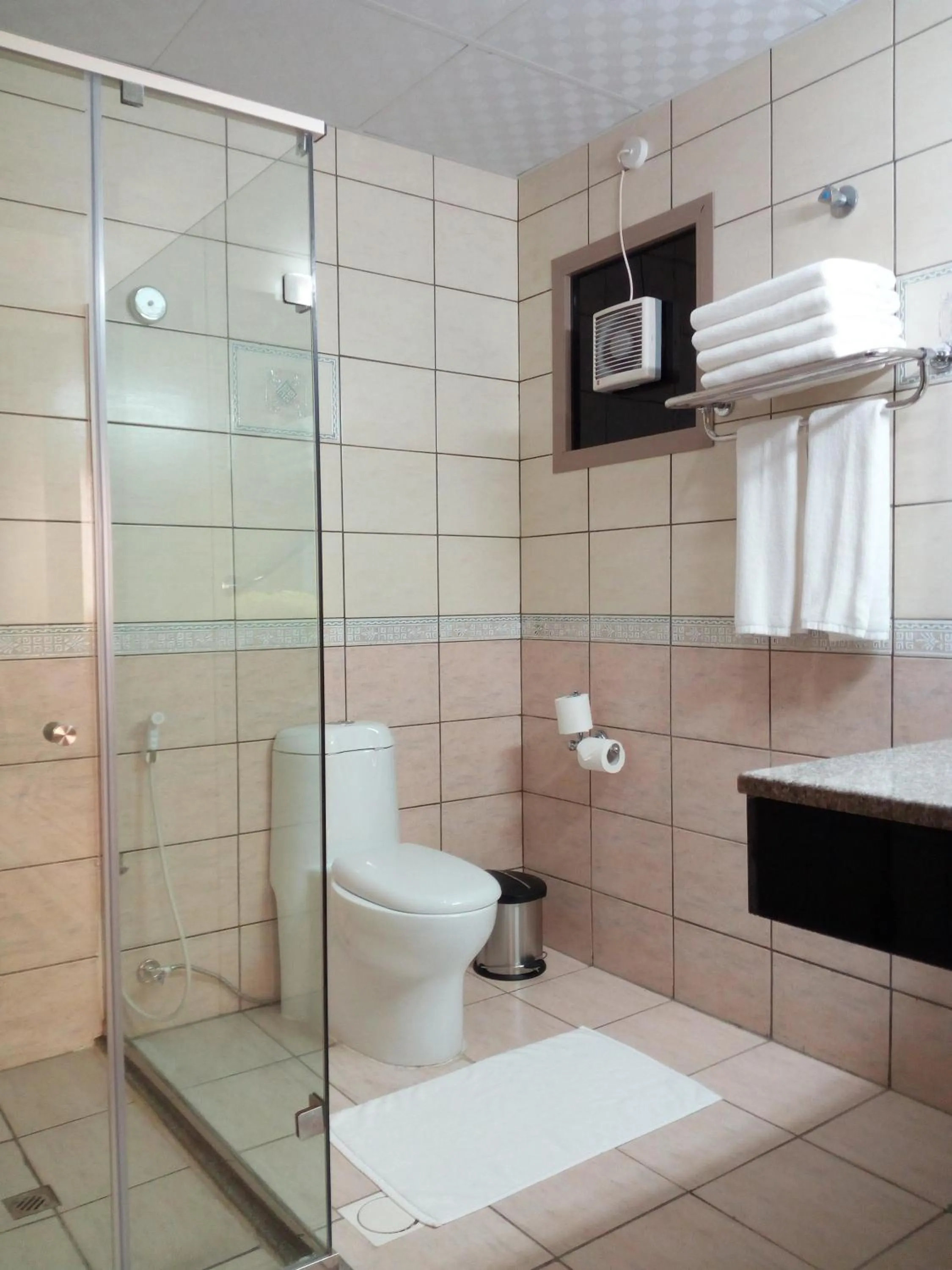 Bathroom in Royal View Hotel