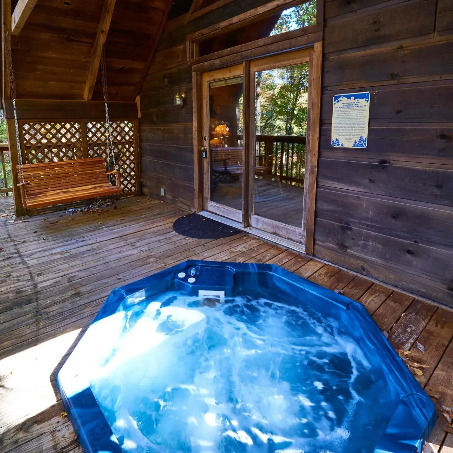Gatlinburg Area Hottub Cabin - Passion Flower in A Cabin In The Woods Gatlinburg Area Hottub Cabin - Passion Flower in A Cabin In The Woods