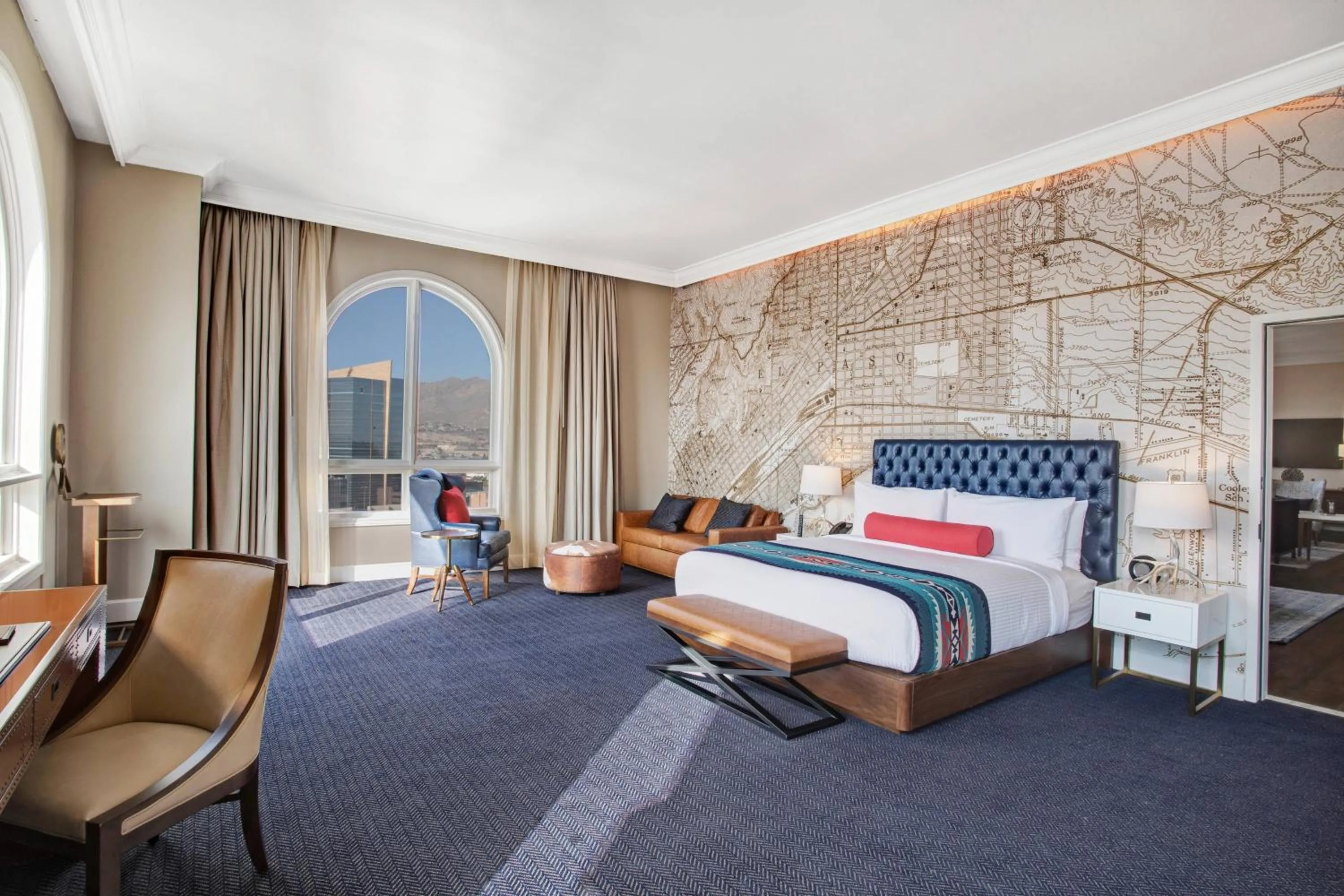 Bedroom, Bed in Hotel Paso Del Norte, Autograph Collection