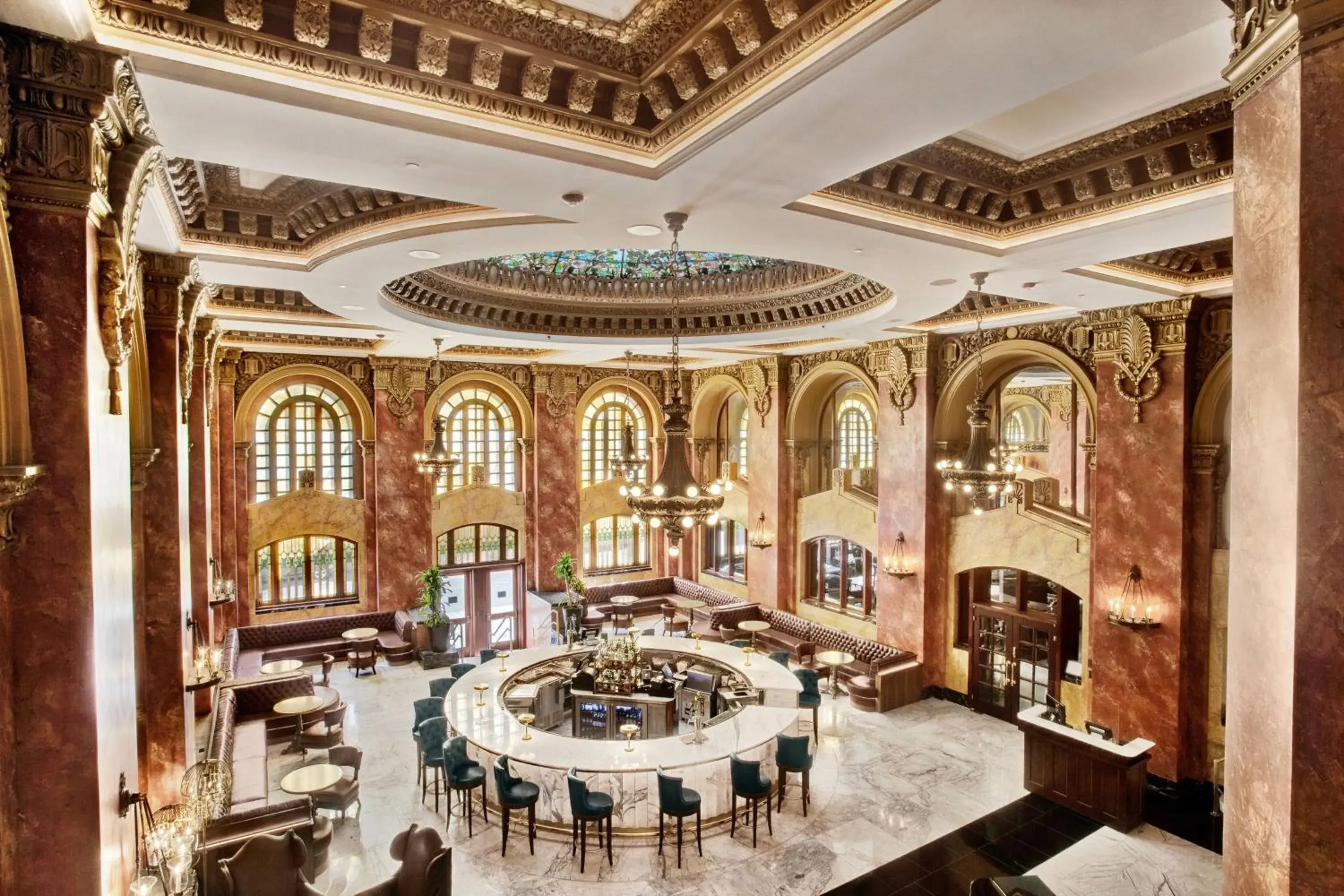 Lounge or bar in Hotel Paso Del Norte, Autograph Collection Lounge or bar in Hotel Paso Del Norte, Autograph Collection