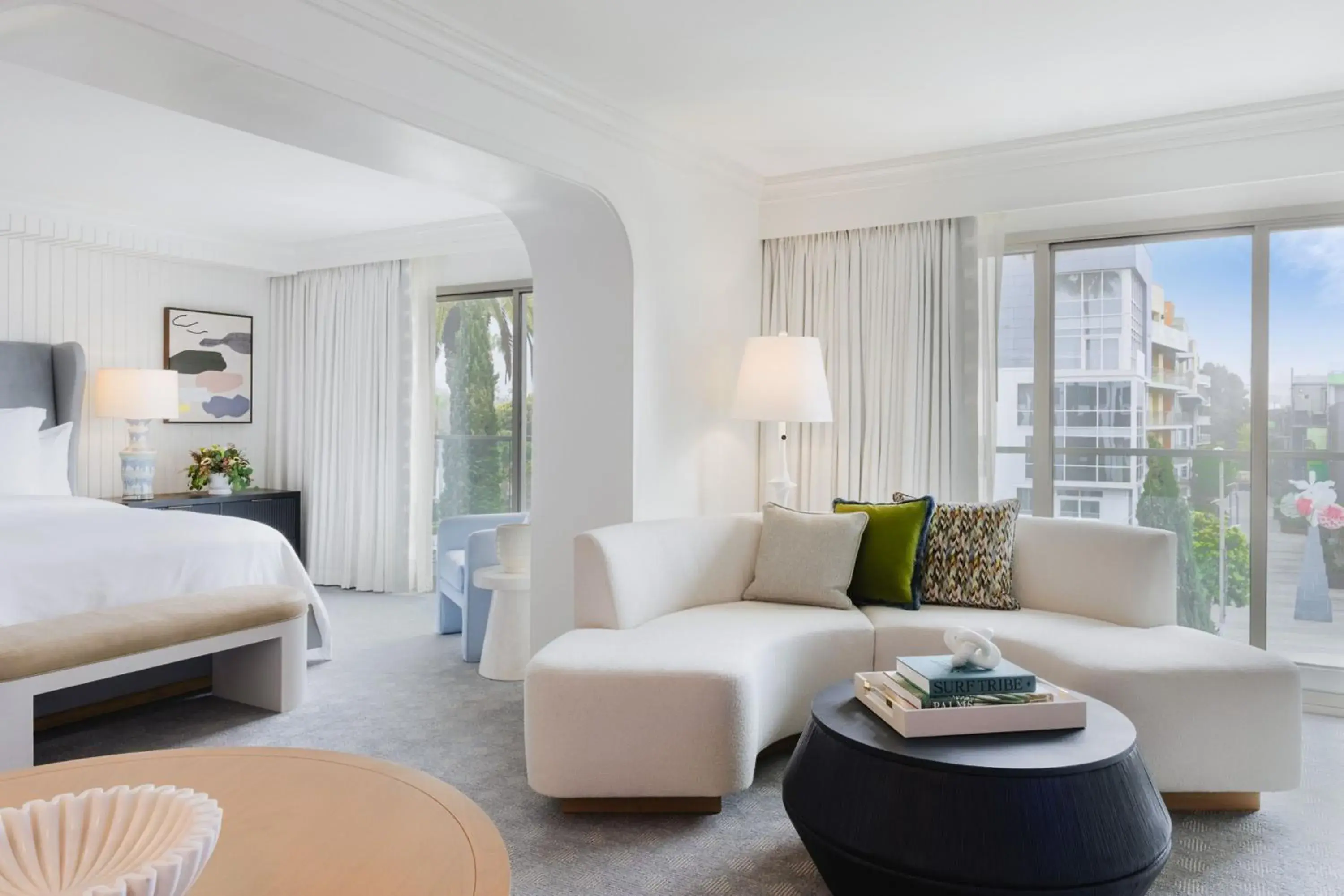 The 720 City View King Room in Regent Santa Monica Beach The 720 City View King Room in Regent Santa Monica Beach