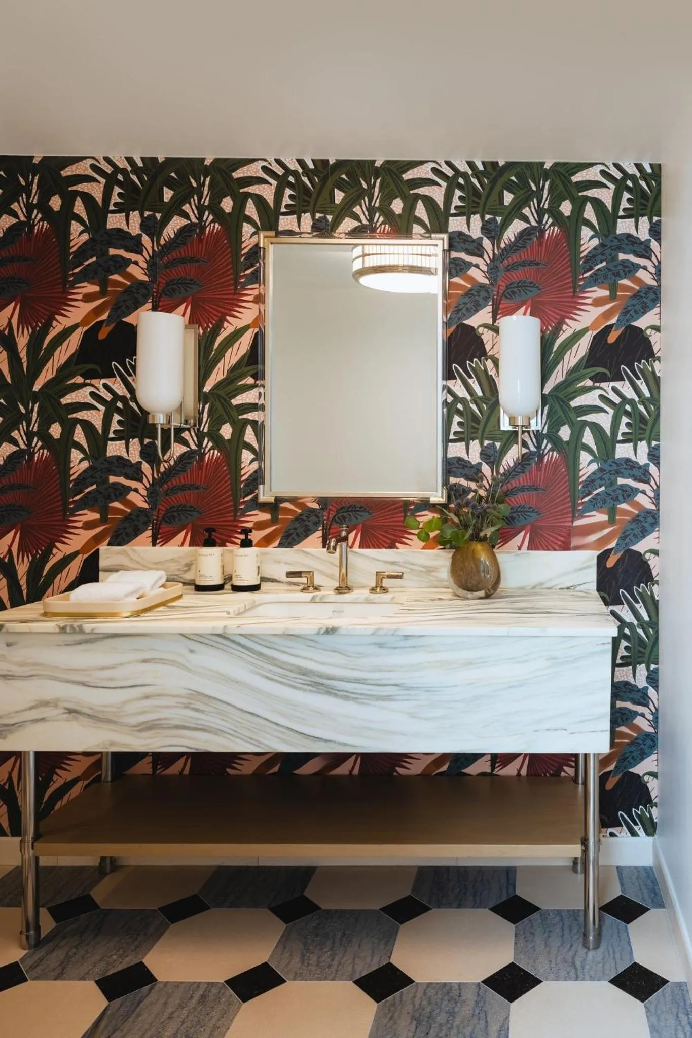 Photo of the whole room in Regent Santa Monica Beach