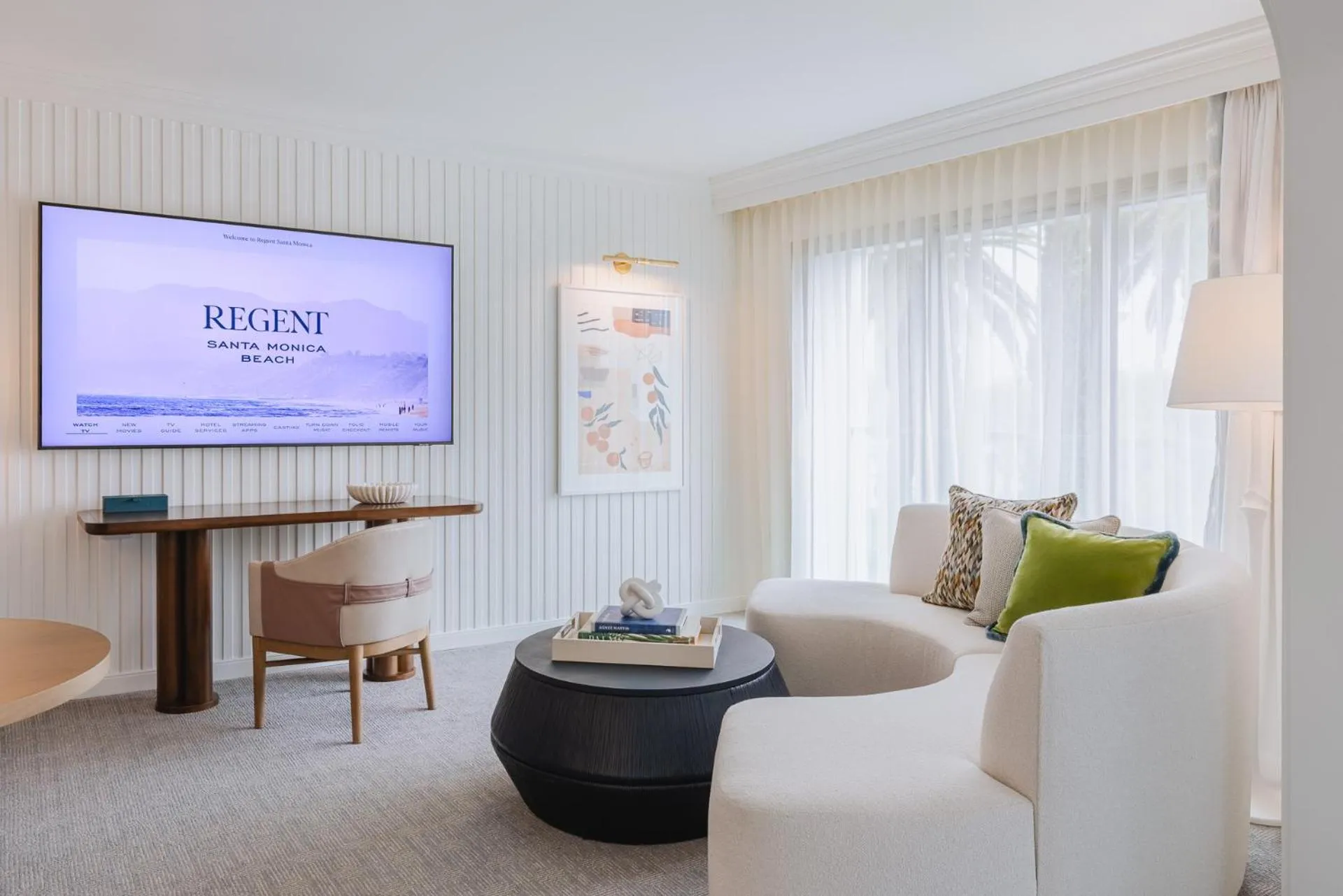 Living room in Regent Santa Monica Beach