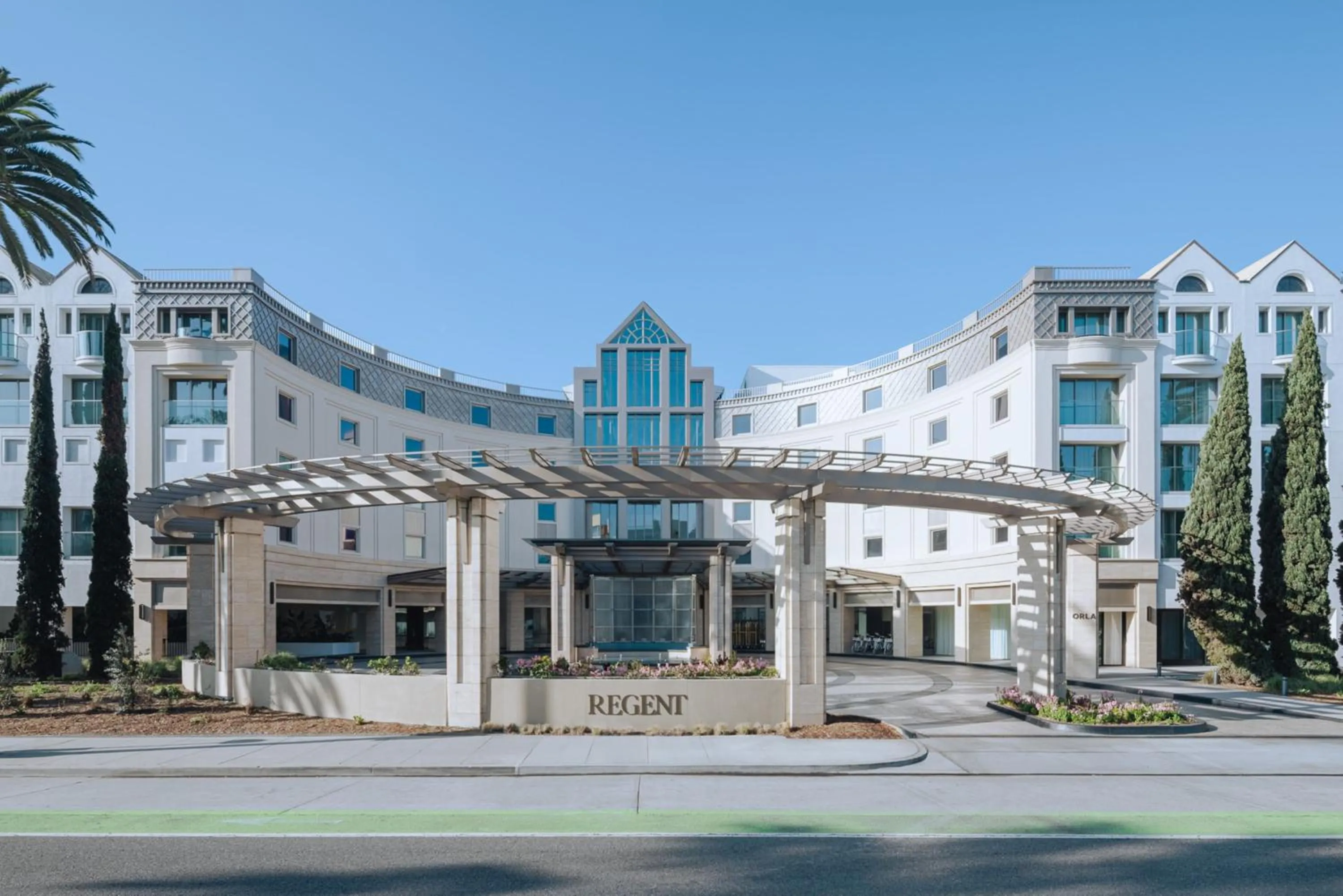 Facade/entrance in Regent Santa Monica Beach