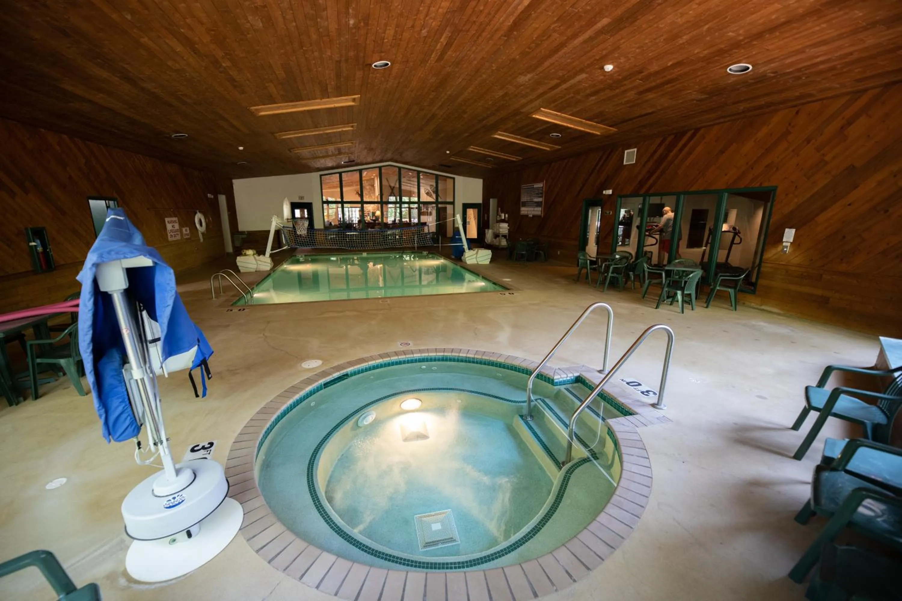 Swimming pool in Whitetail Lodge