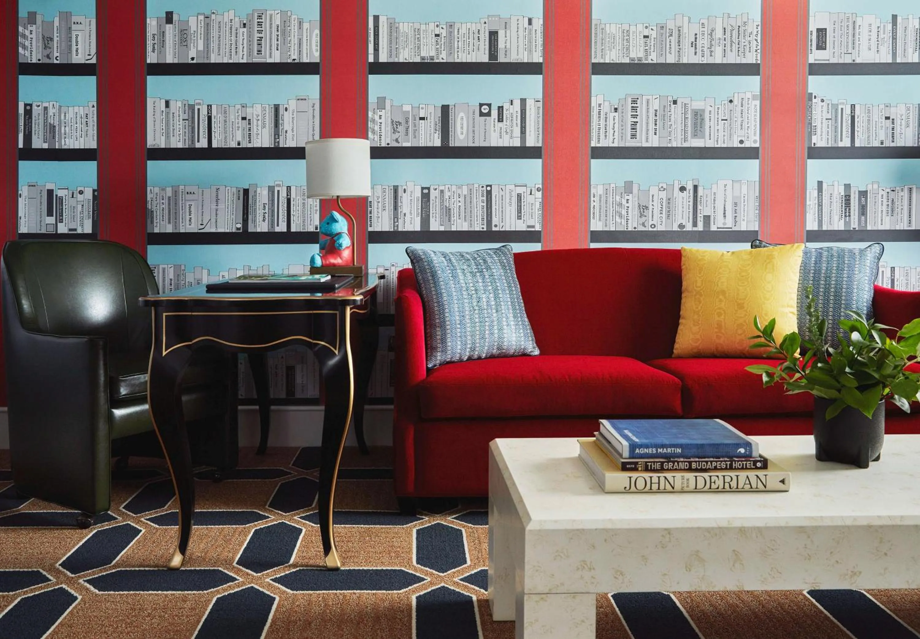 Living room in Graduate by Hilton Providence