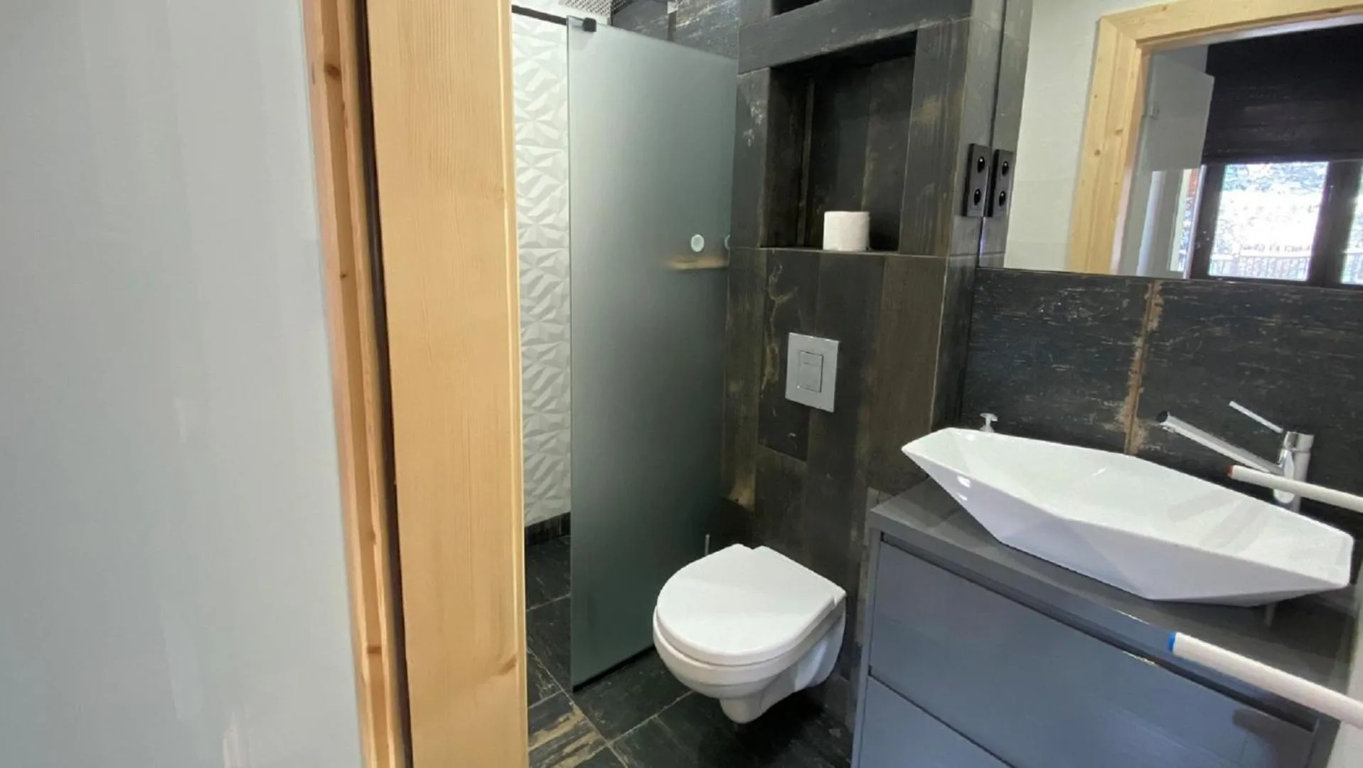 Bathroom in Zakopane Centrum, Sun & Snow