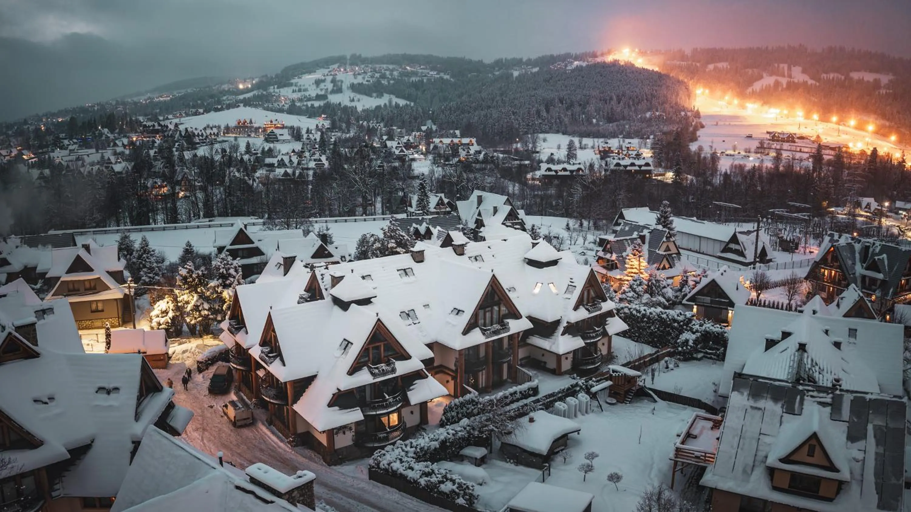 Bird's eye view in Zakopane Centrum, Sun & Snow