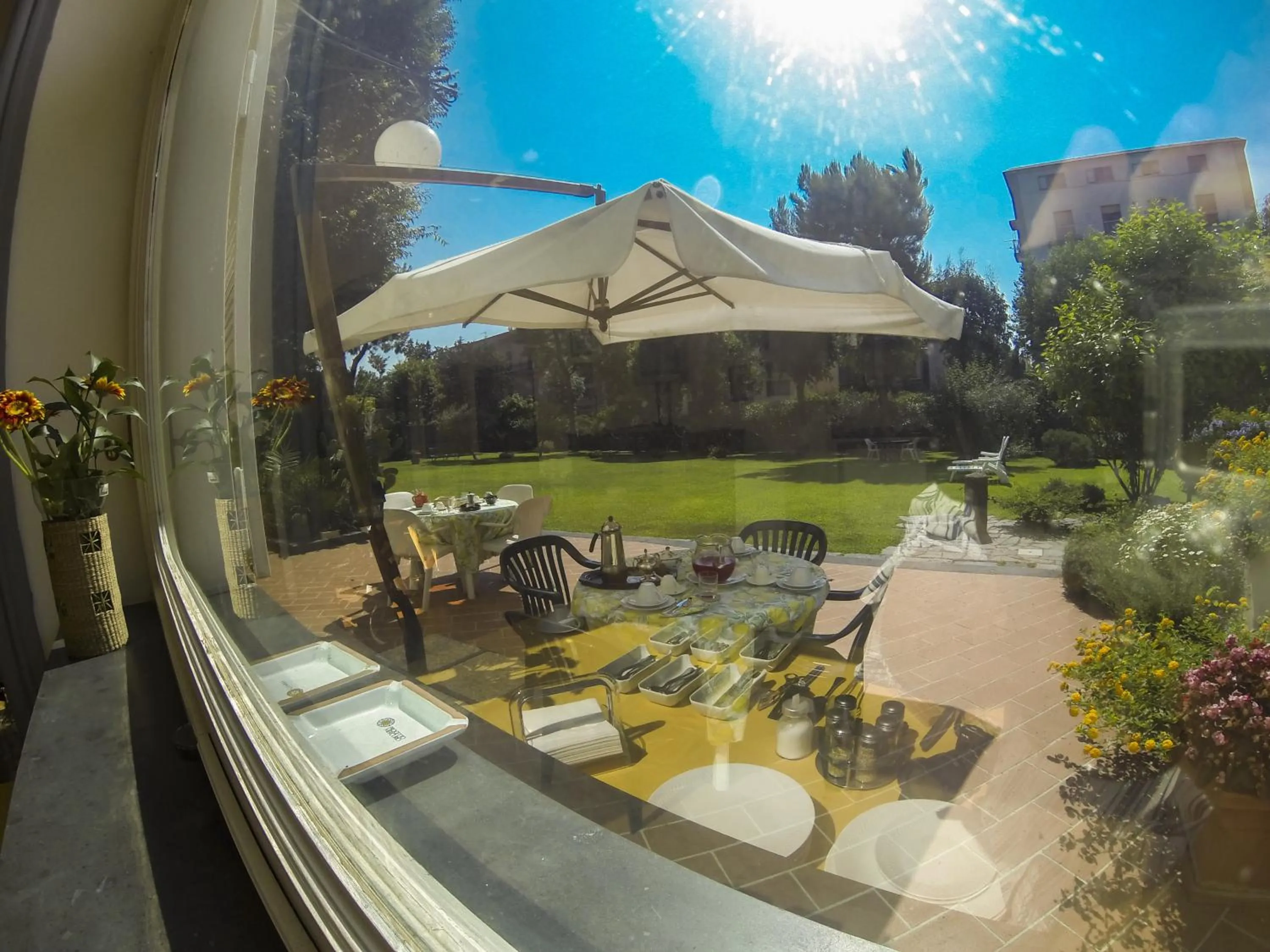 Patio in B&B Villa Ocsia