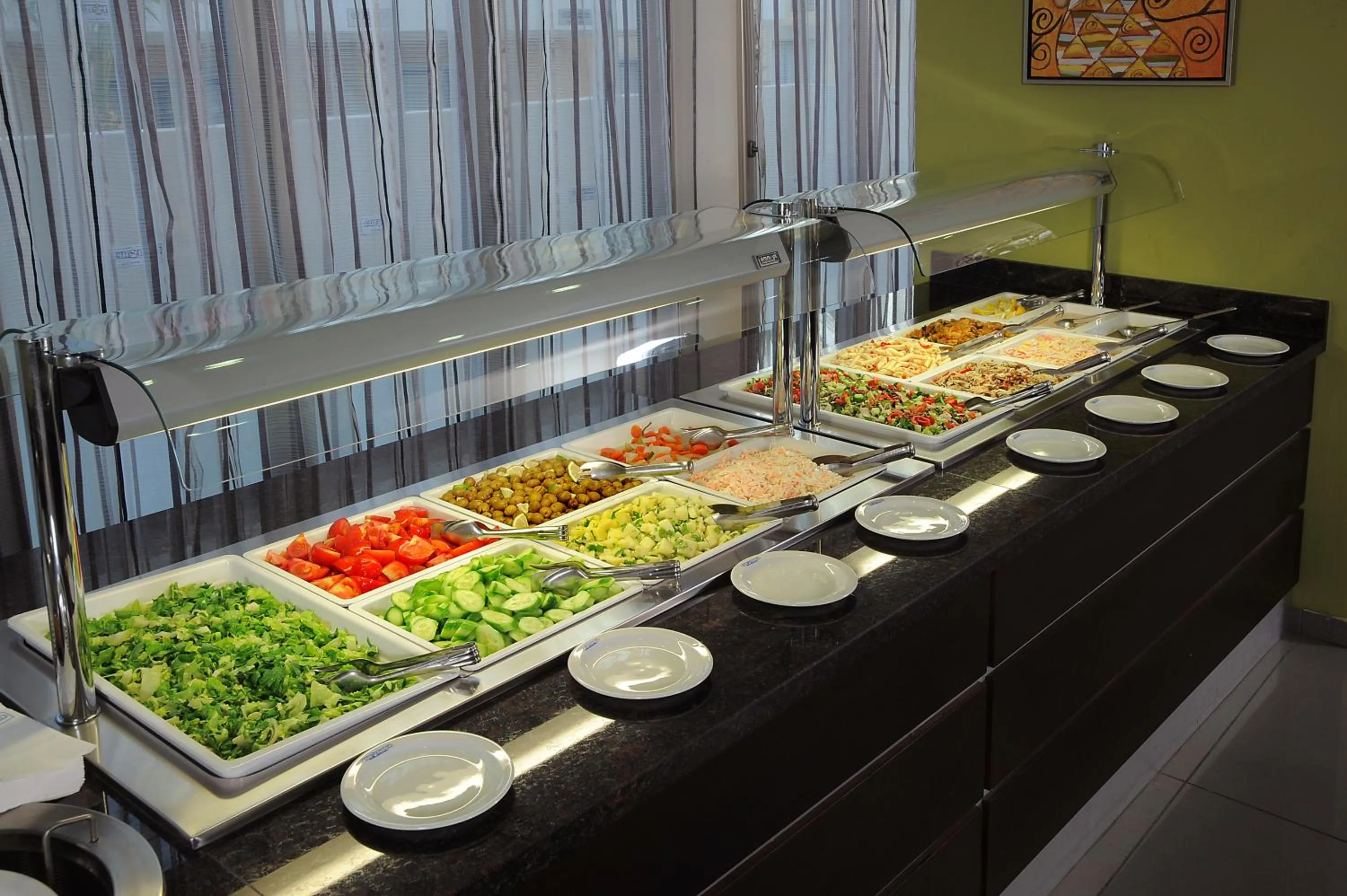 Restaurant/places to eat in Euronapa Hotel Apartments