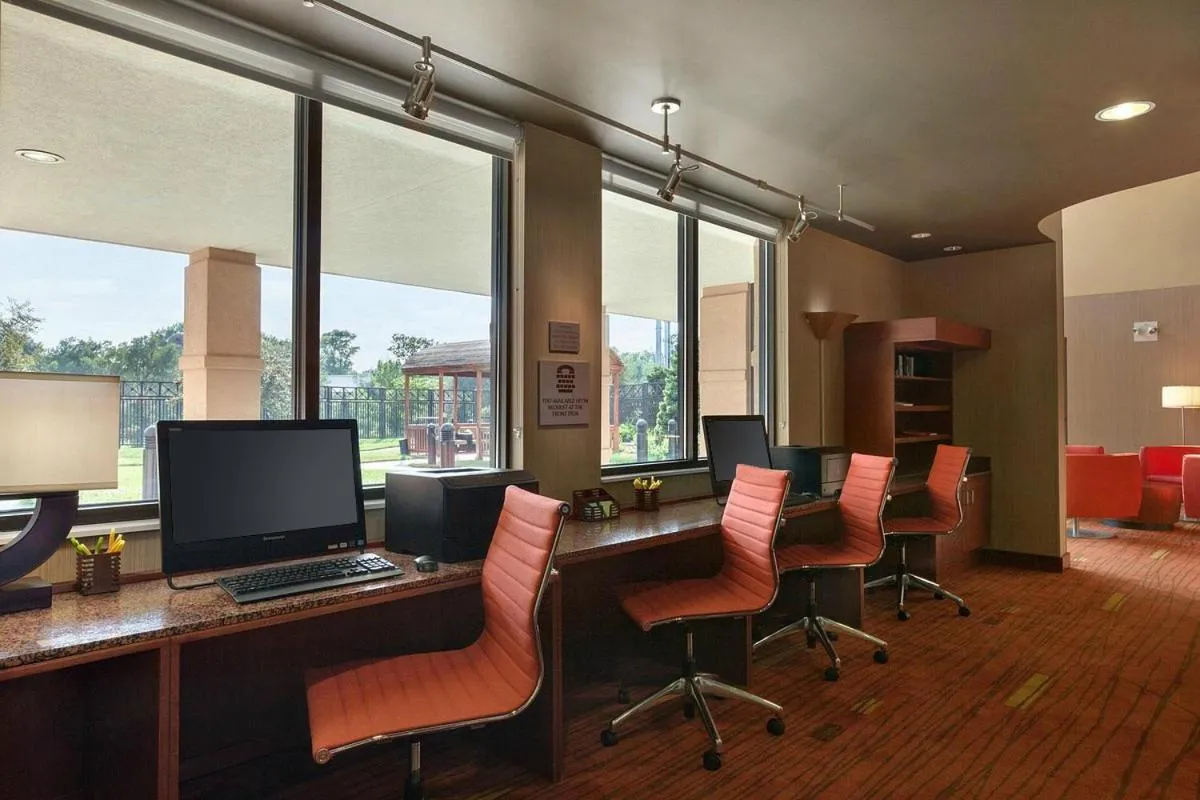 Business facilities in Courtyard by Marriott Junction City
