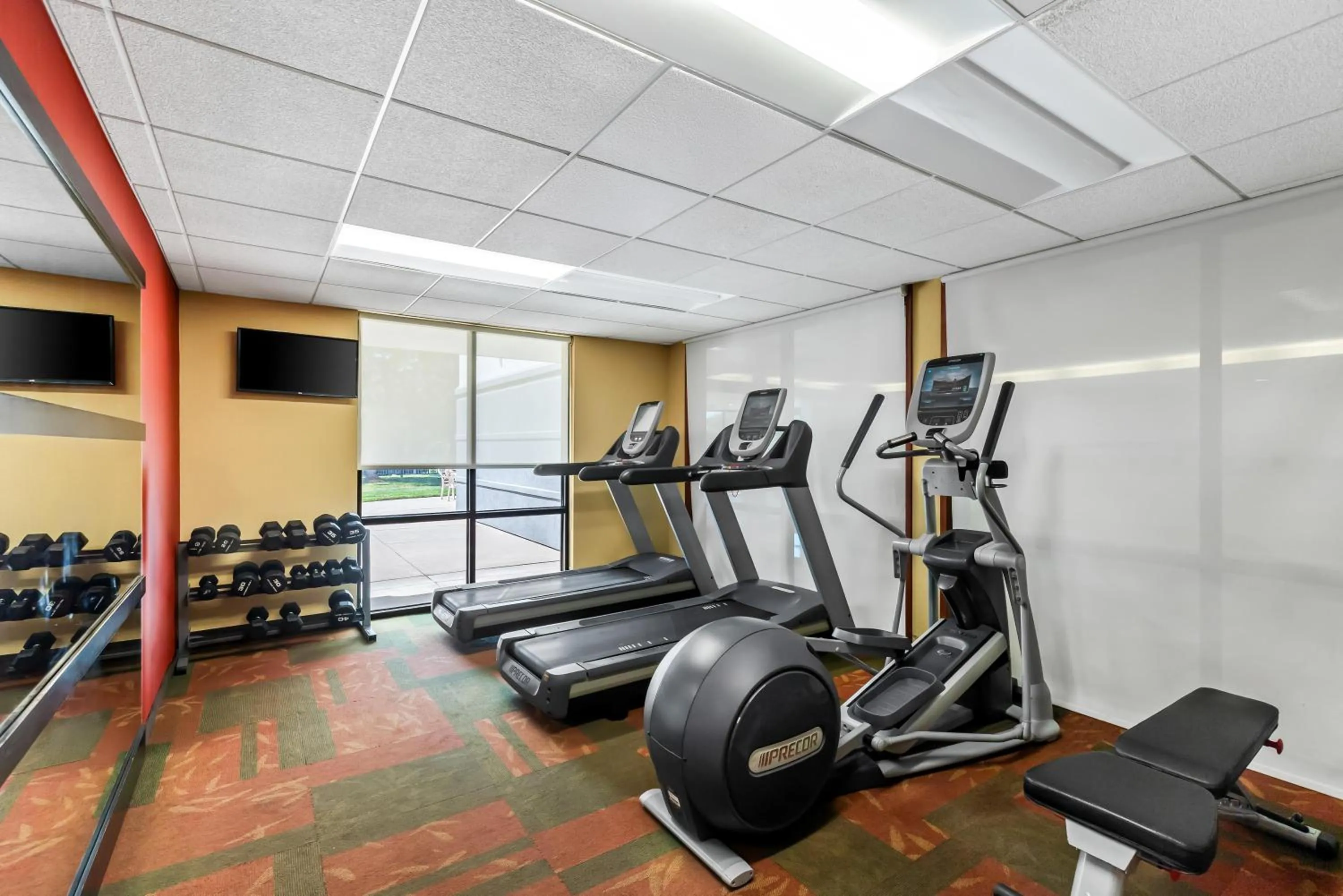 Fitness centre/facilities in Sonesta Essential Junction City